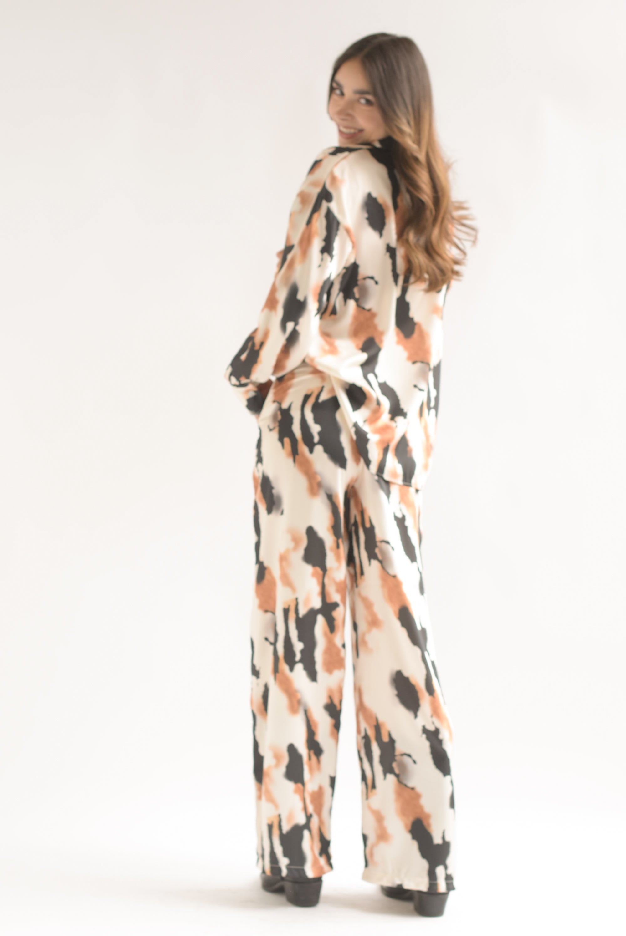 Set Pantalón y Camisa Cow Ivory