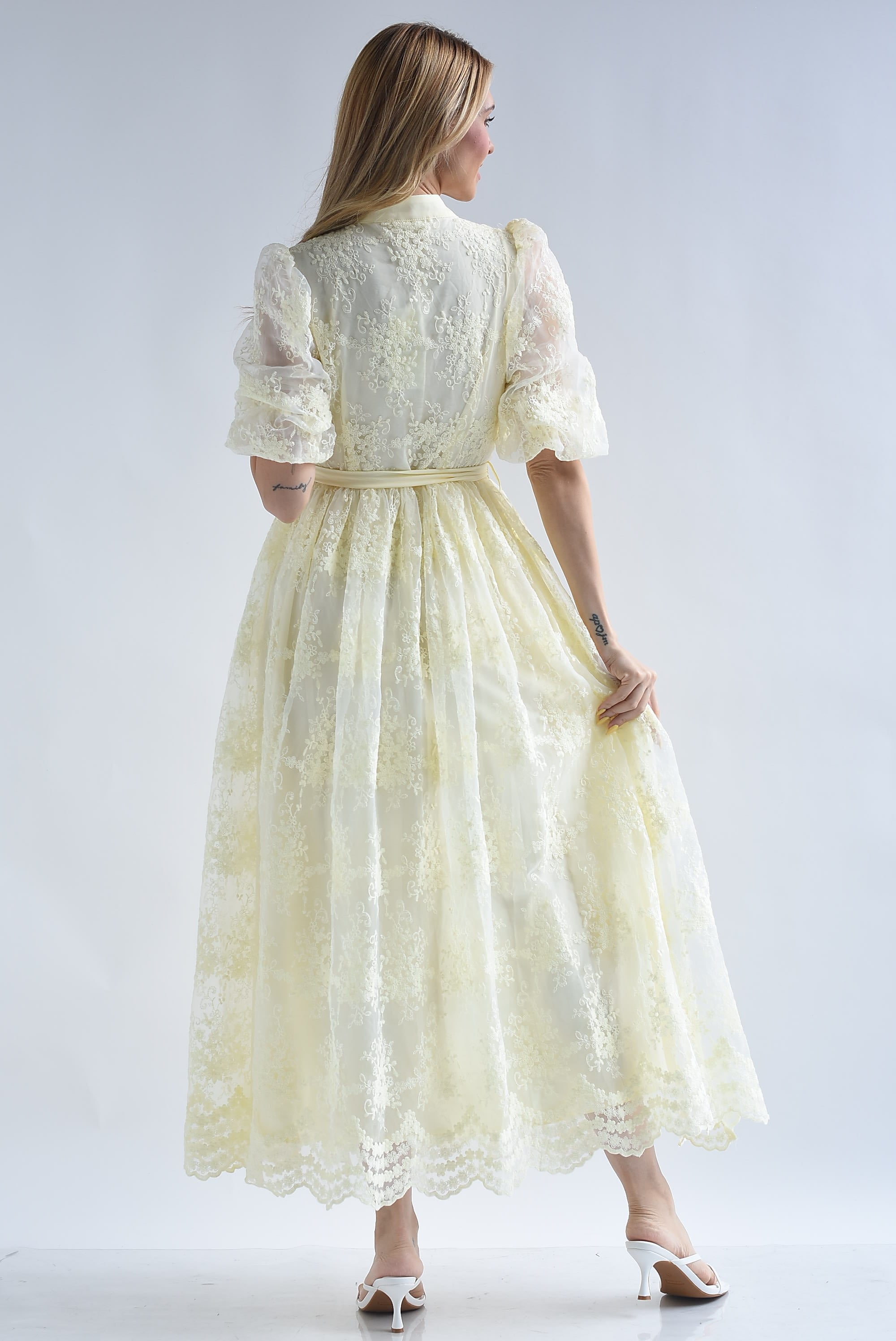 Vestido gasa manga globo flores bordadas