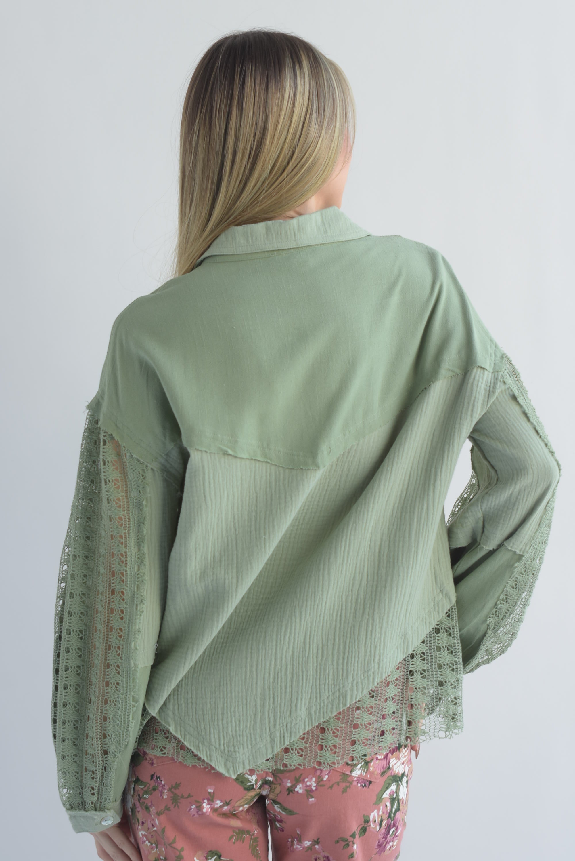 Camisa lino con crochet