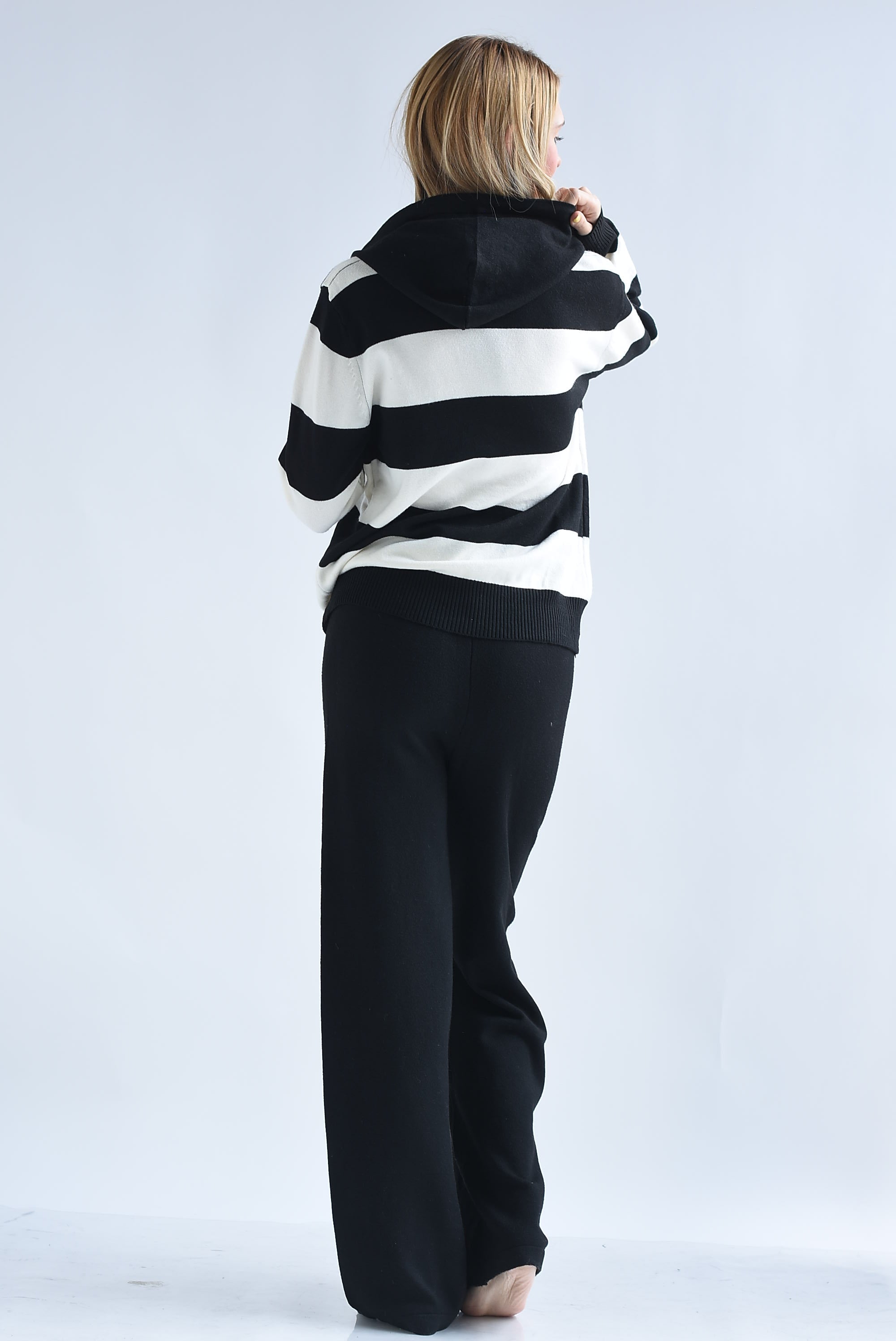 Set Pantalón y Sweater hoodie rayas