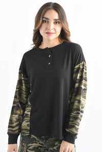 Fashion Styled T-Shirt manga larga camuflaje Negro