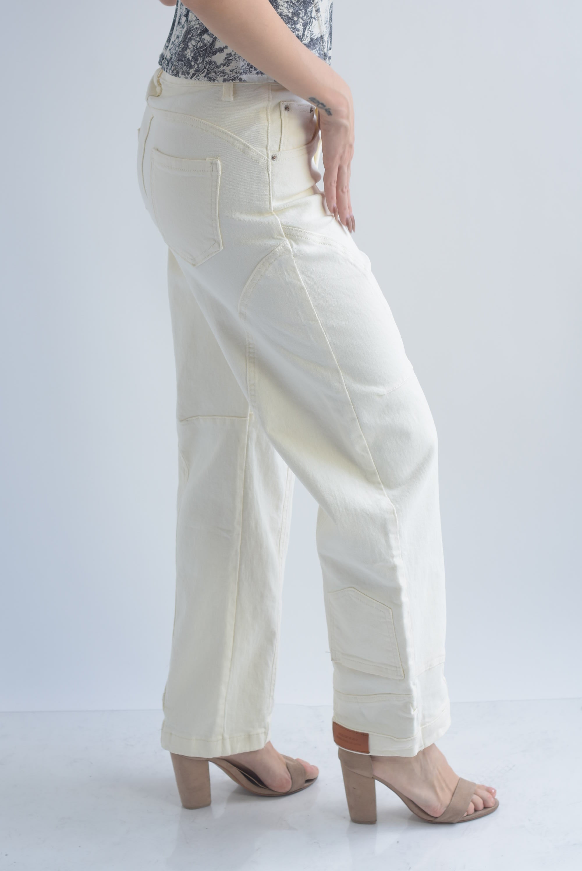 Jeans Barrel invertidos