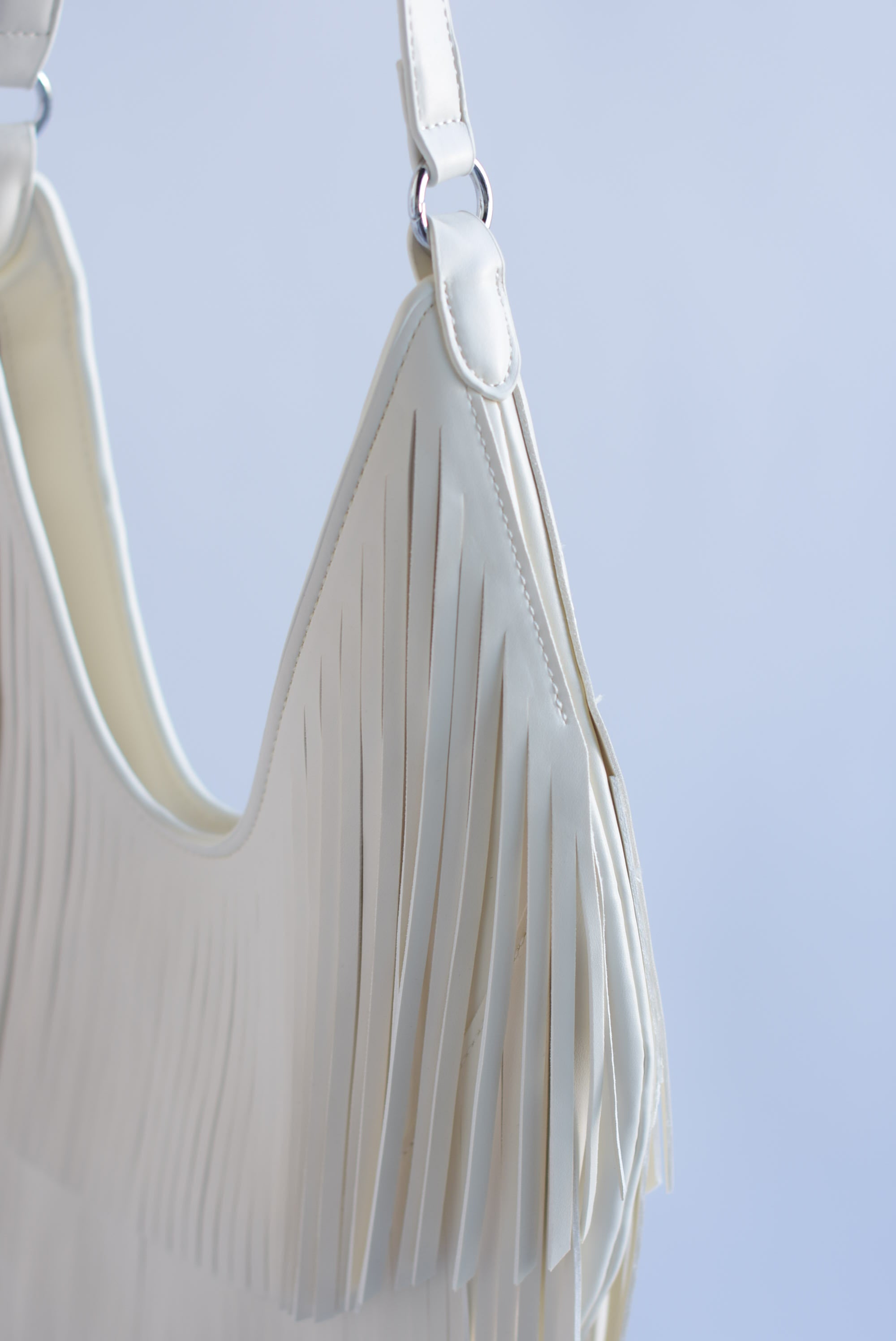 Bolsa boho flecos vinipiel Ivory