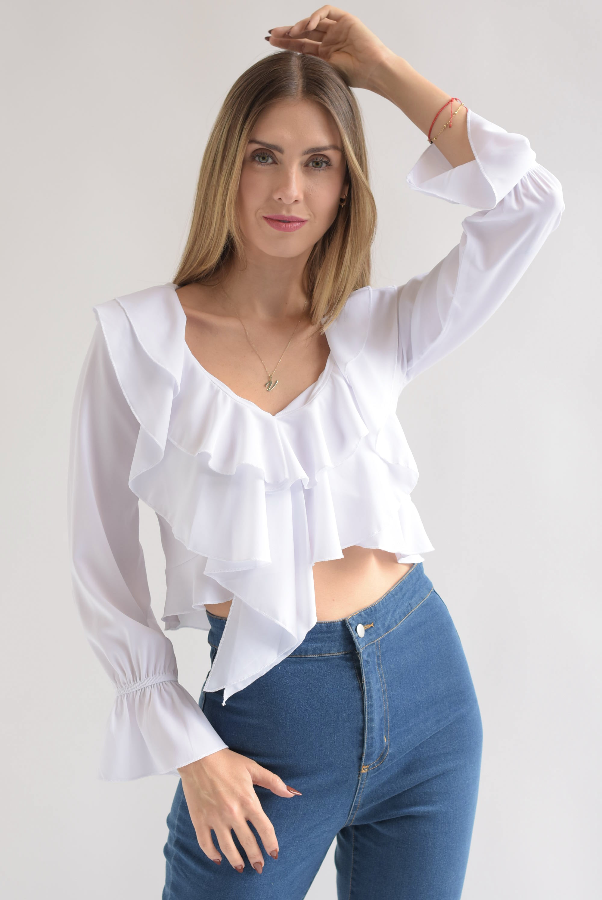 Blusa corta manga larga olanes Blanco