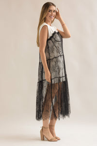 Fashion Styled Vestido encaje en sobre posición con T-Shirt