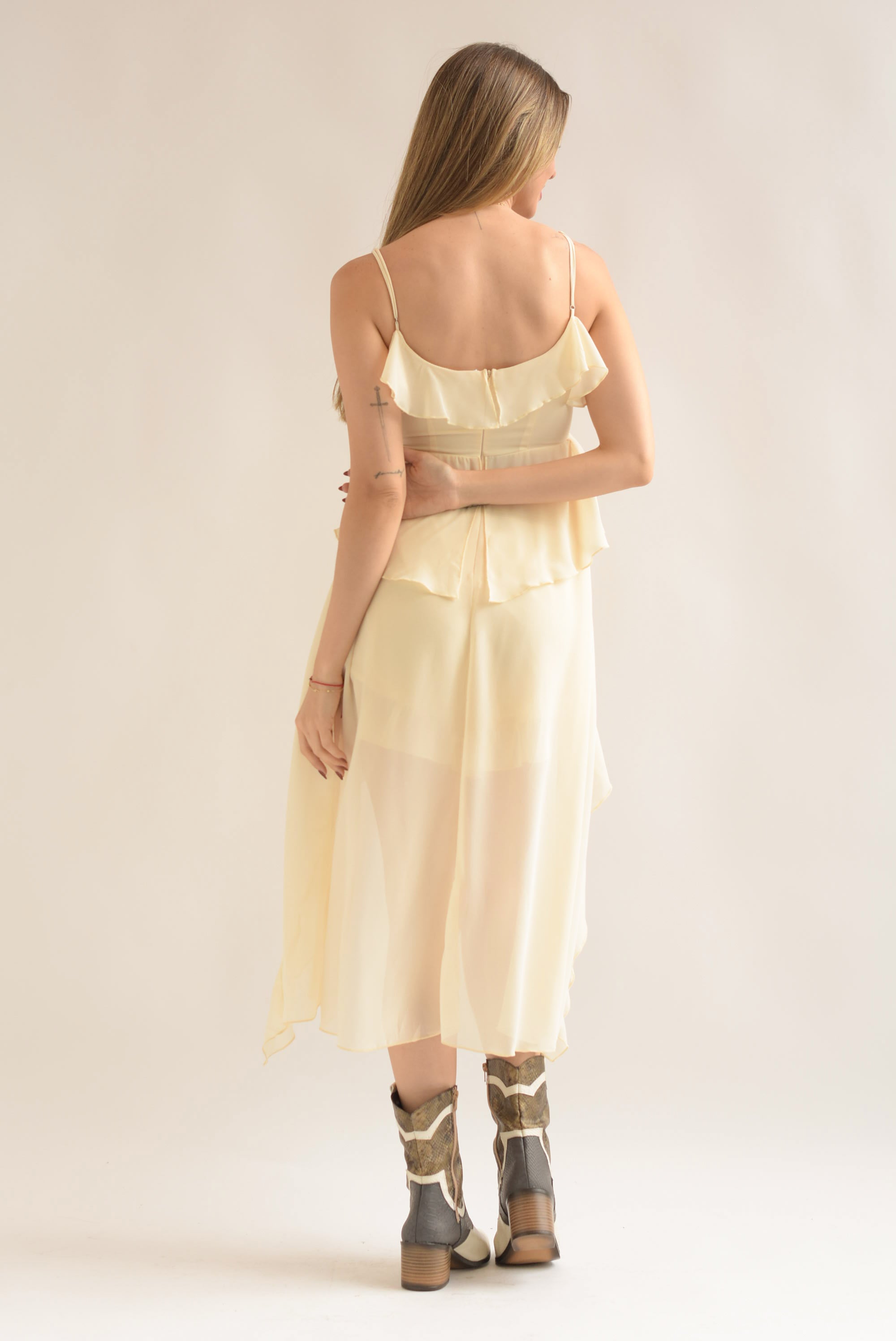 Set Short y Maxi blusa olanes Ivory