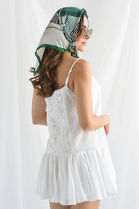 Fashion Styled Vestido flores caladas Blanco