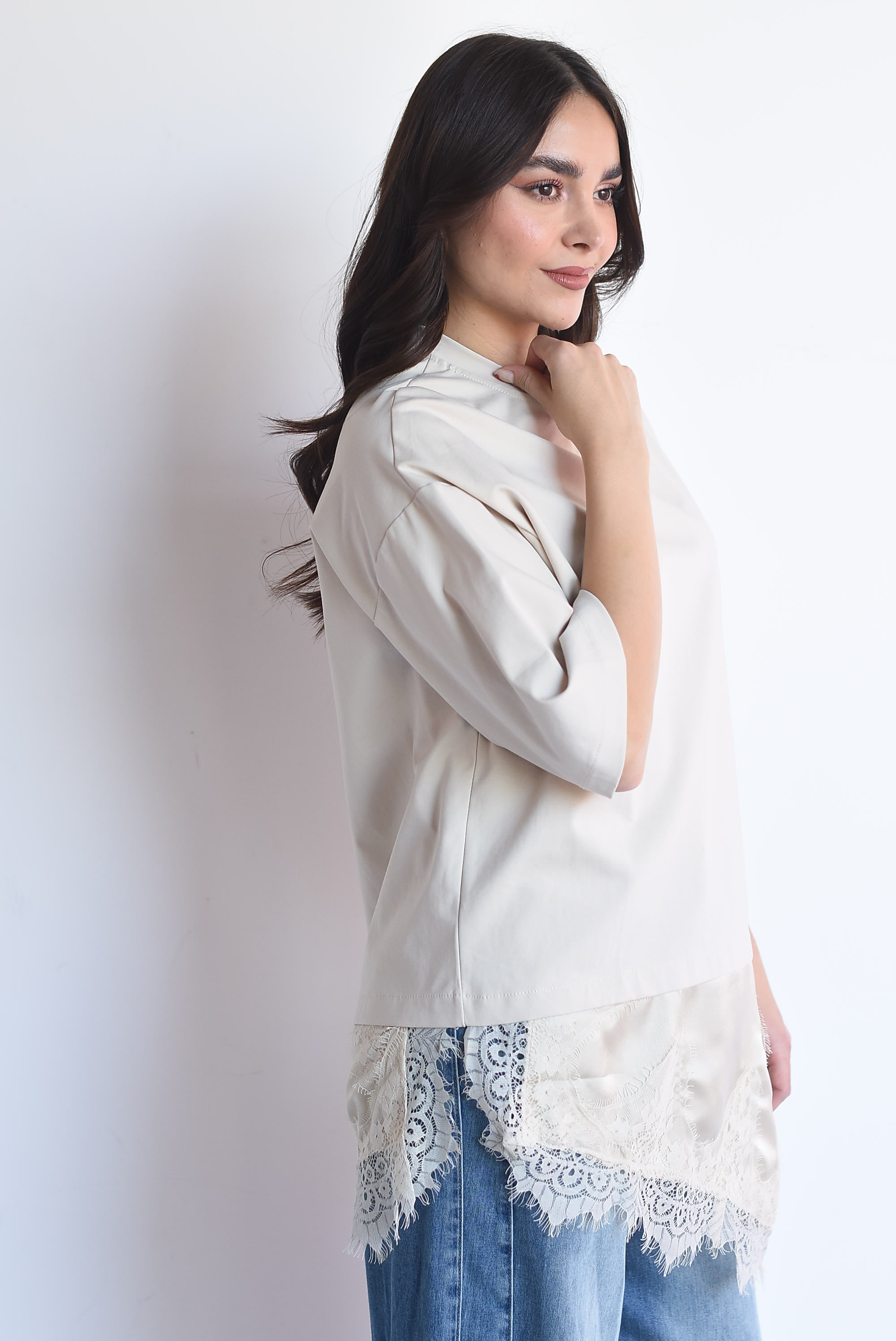 T-shirt dress con lencero asimétrico