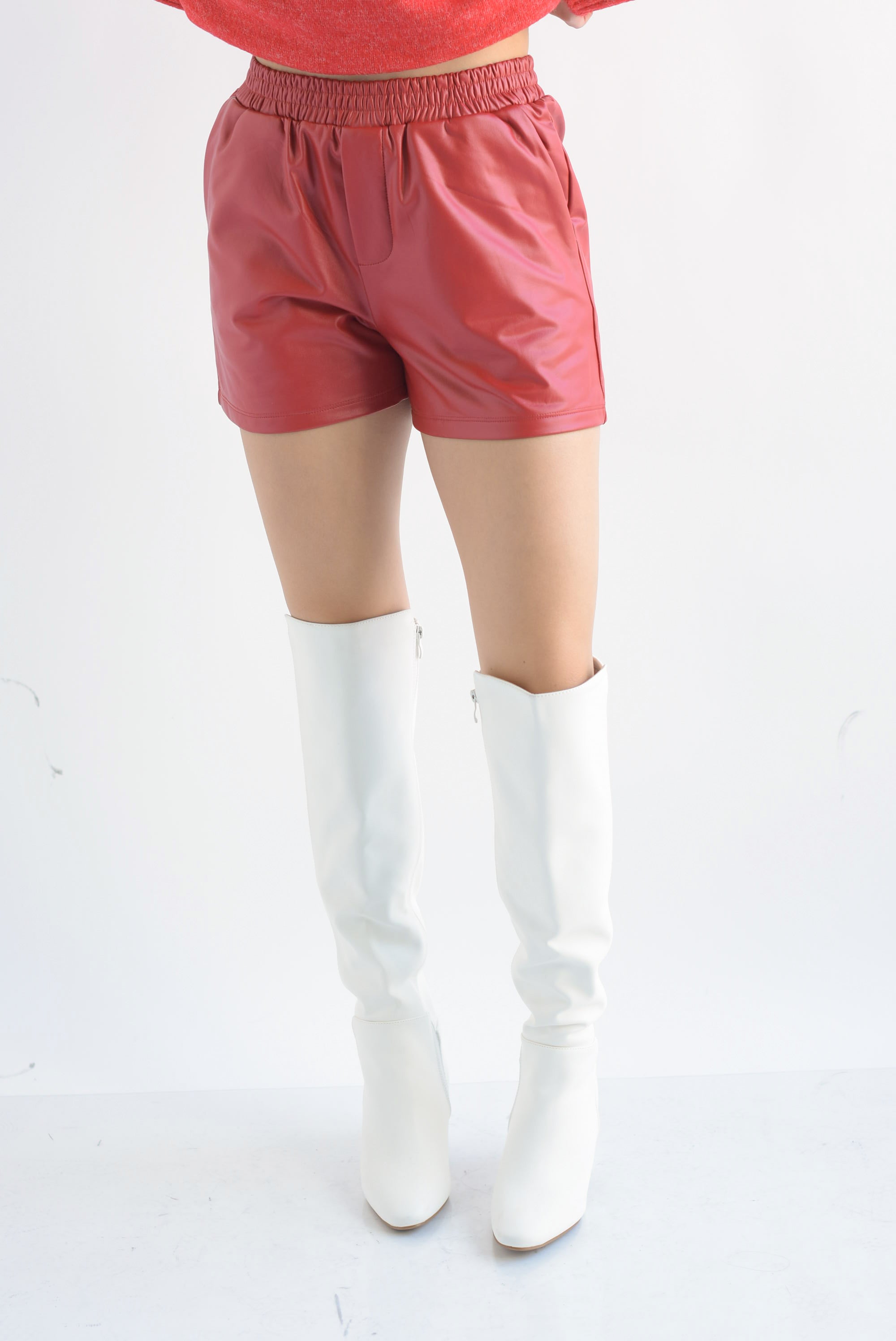Short vinipiel cintura elástica Rojo