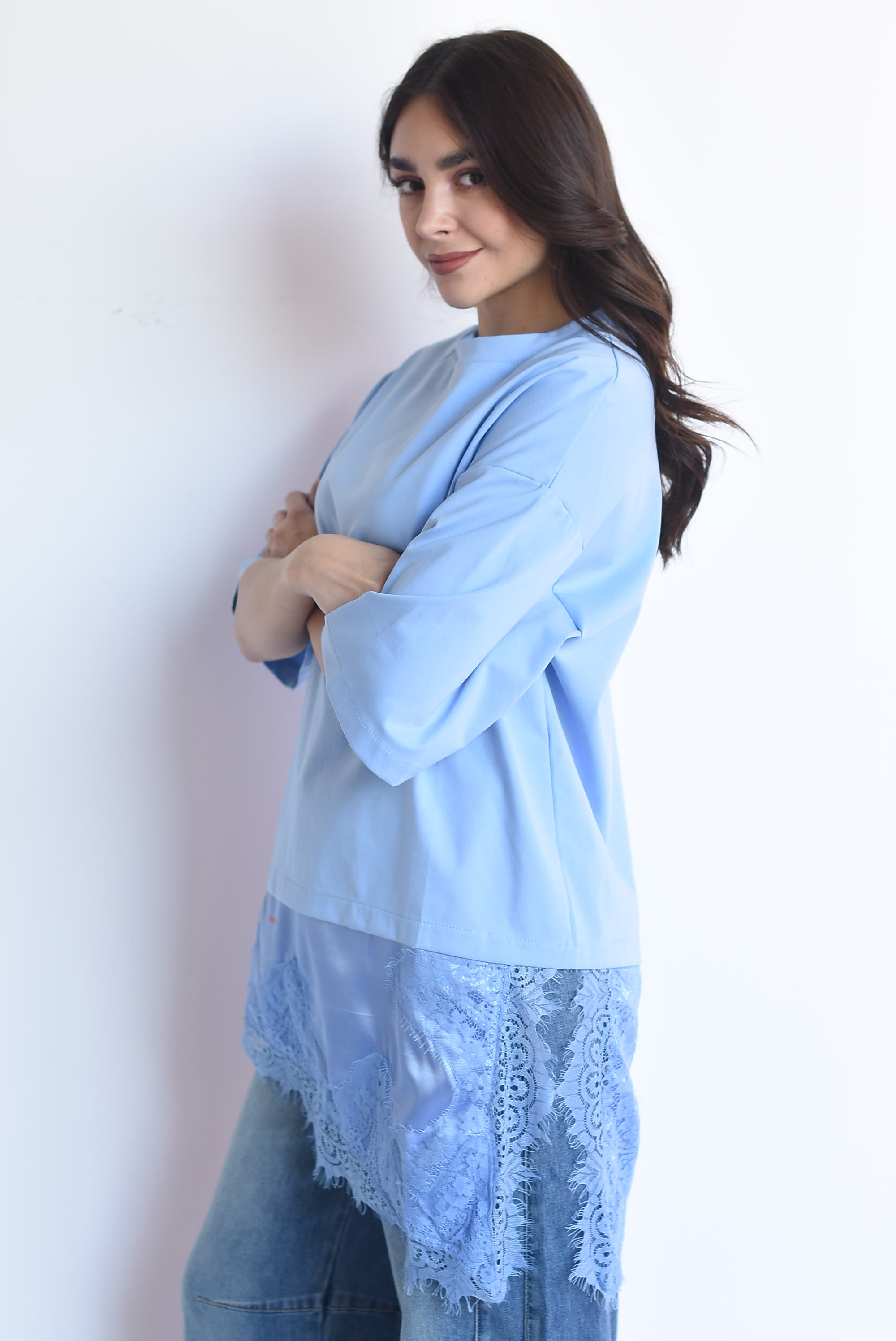 T-shirt dress con lencero asimétrico