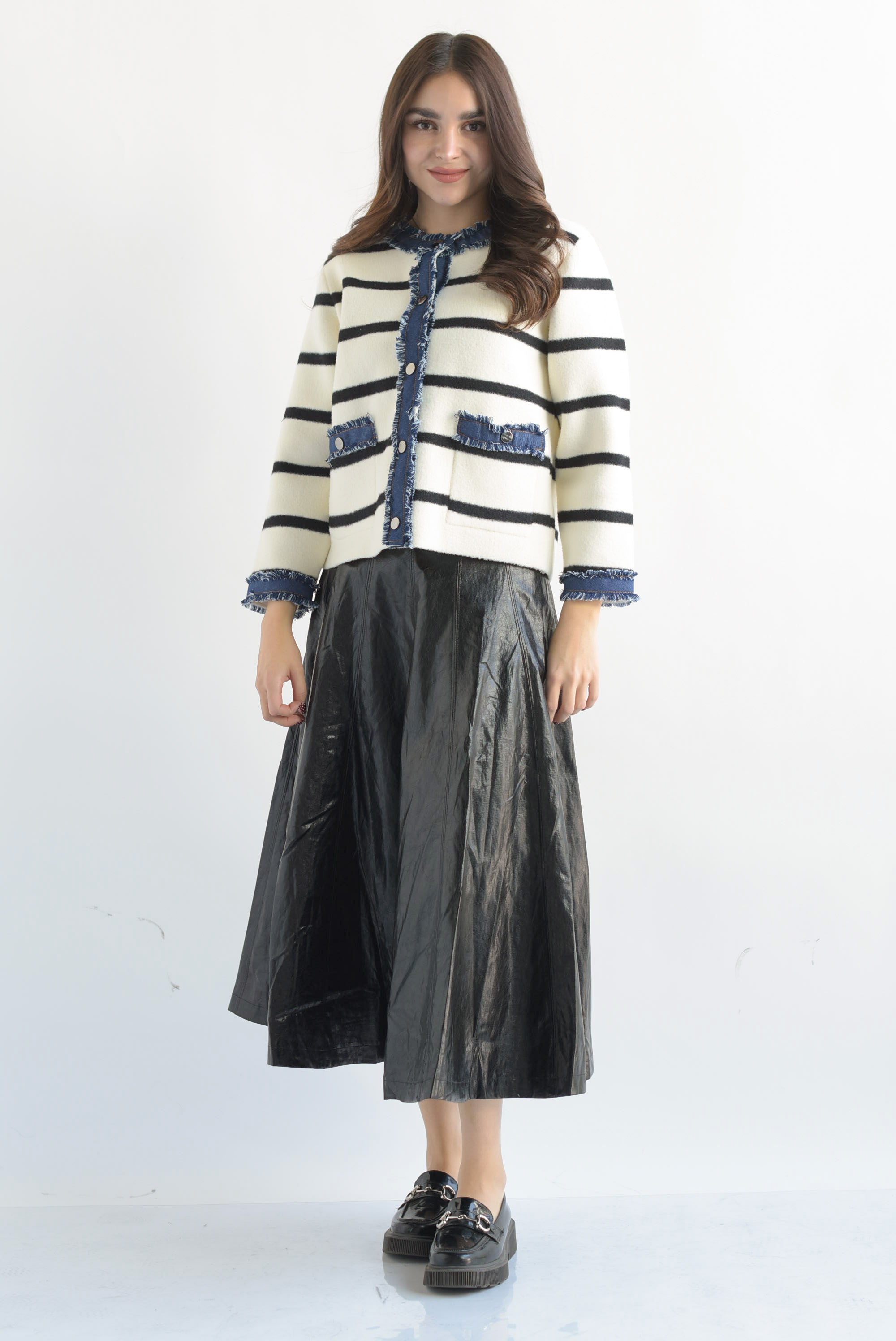 Falda pinzas vinipiel texturizada Negro