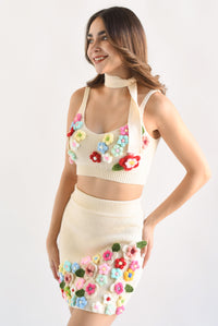 Fashion Styled Set de Falda, Top y Chamarra flores crochet
