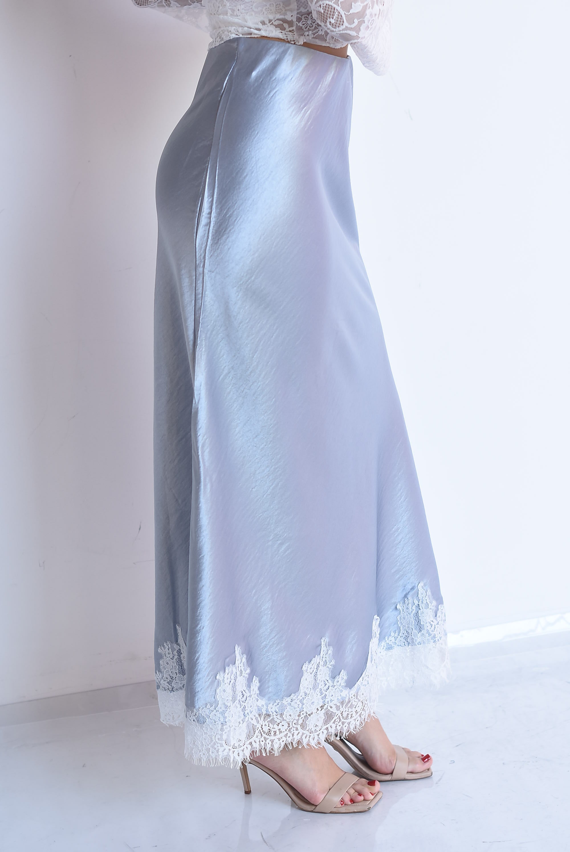 Falda lencera filo encaje