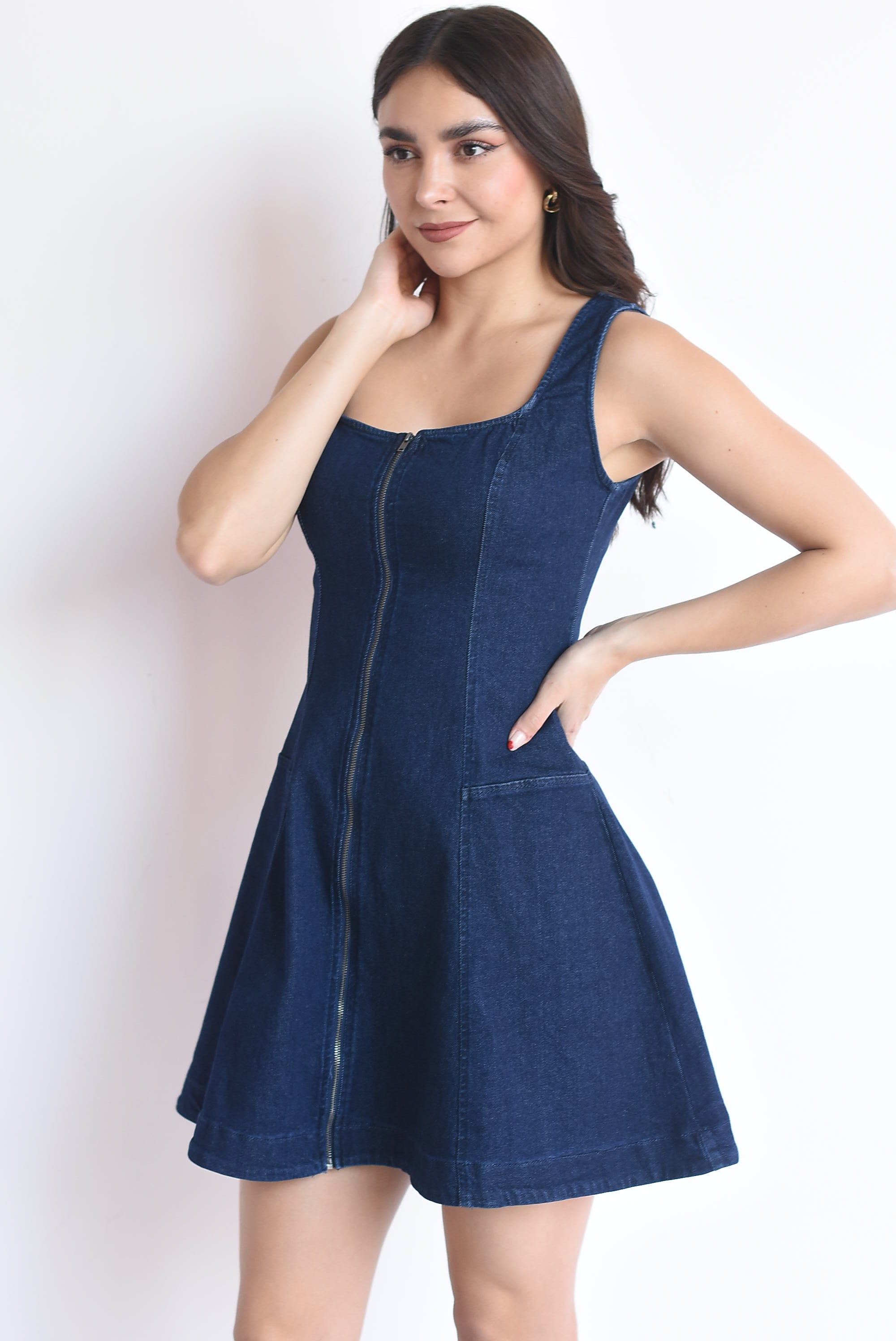 Vestido denim tirantes cierre frontal