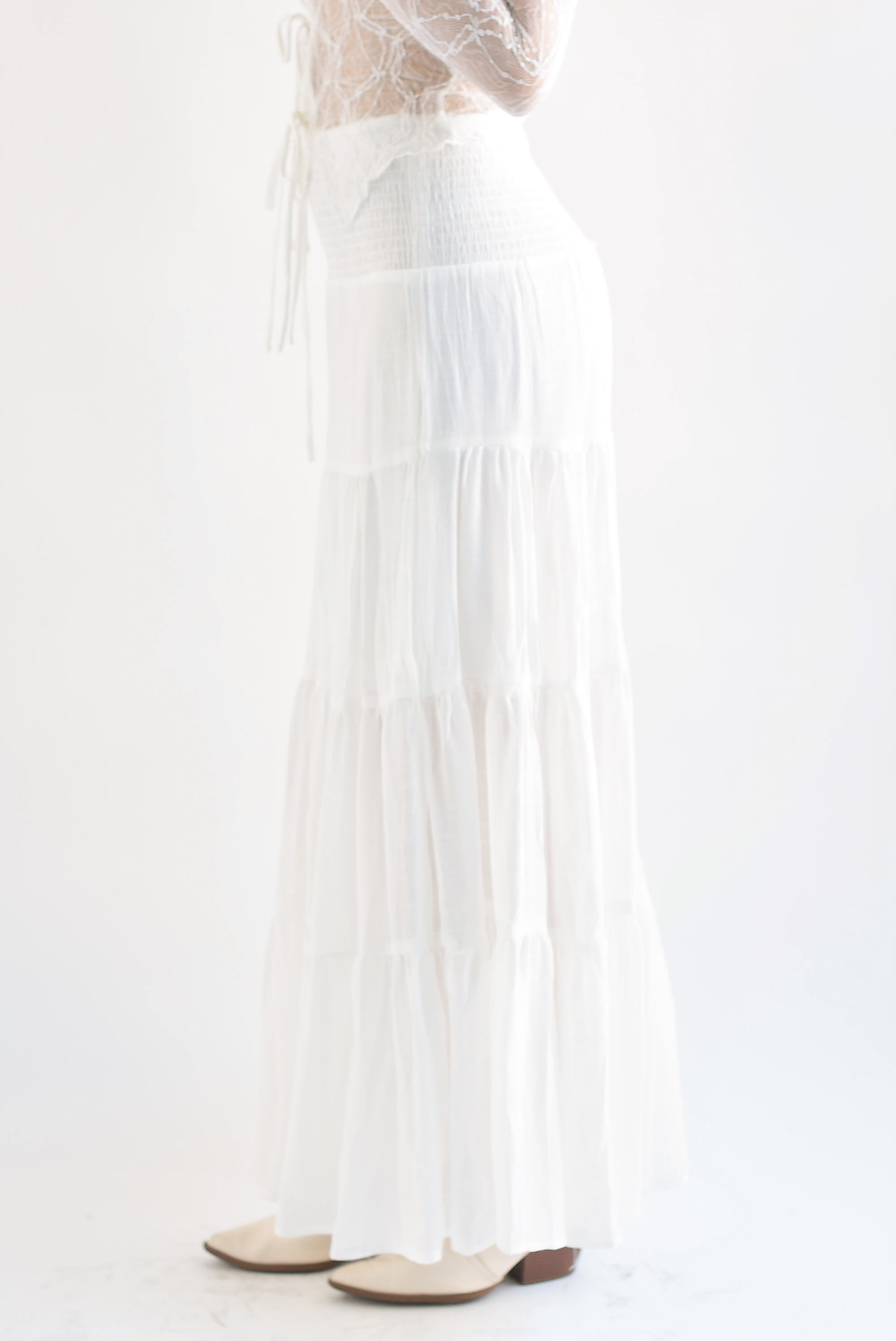 Falda boho pretina elástica Blanca