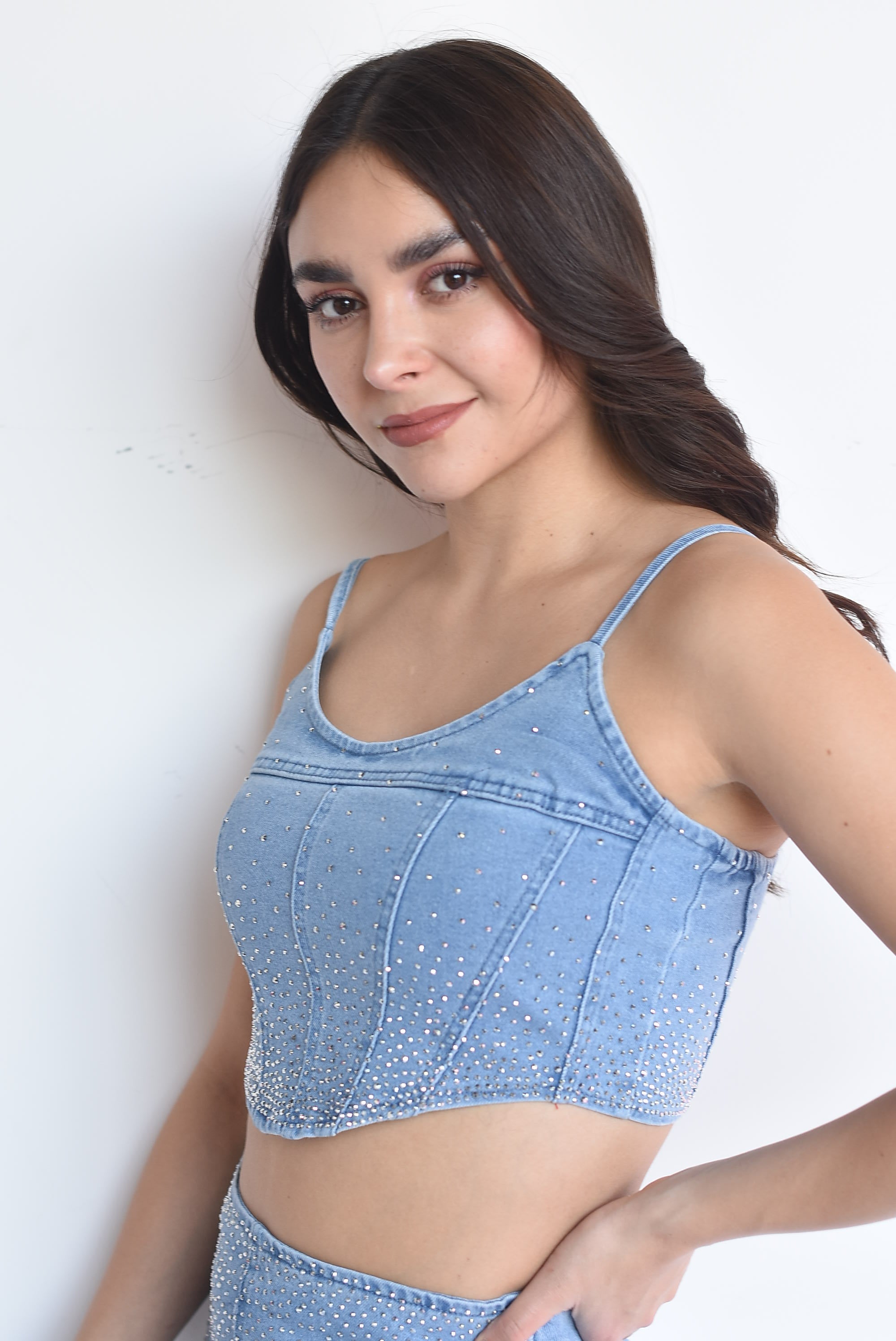 Top corsetero denim brillos