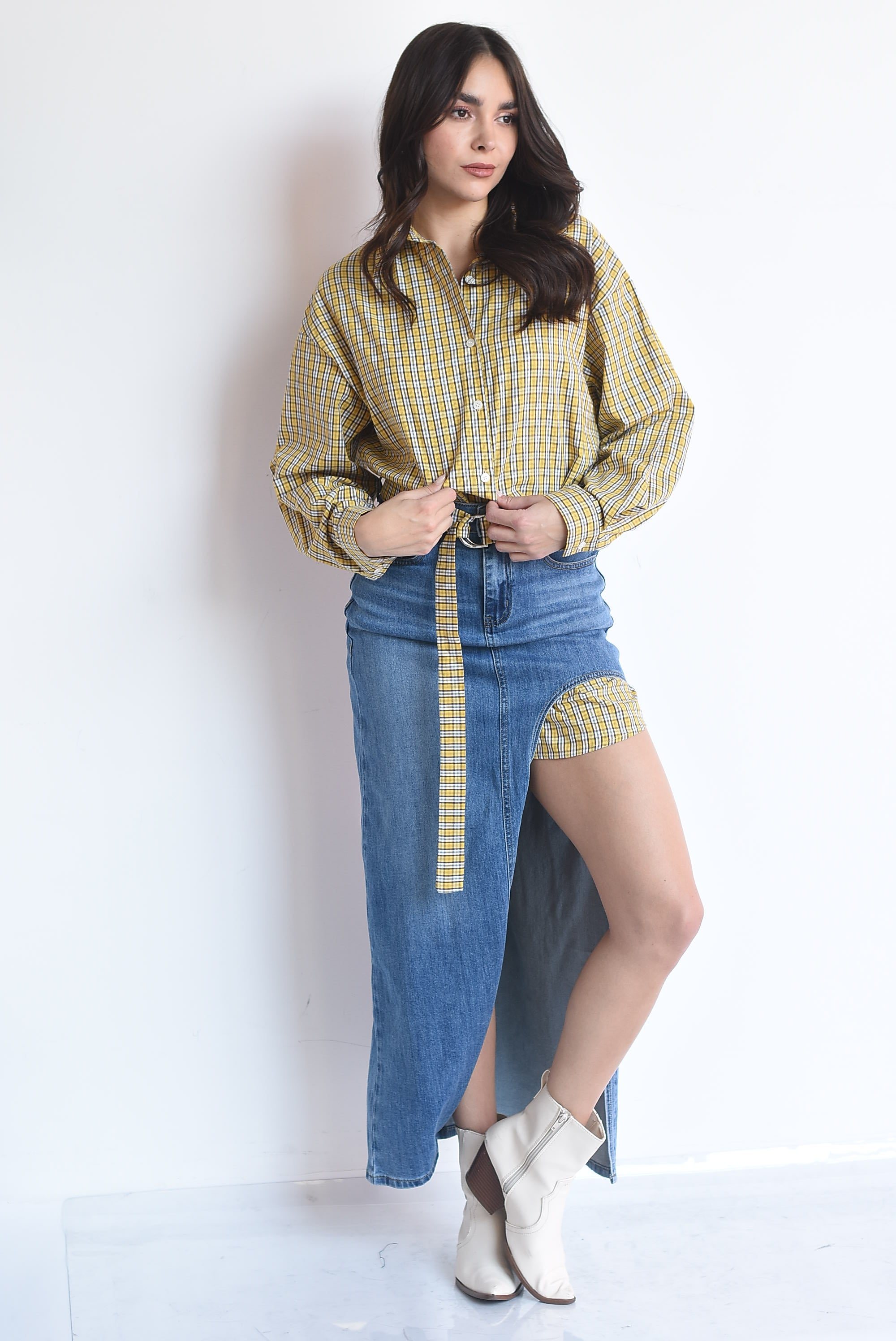 Set Falda abertura denim y Camisa cuadros amarilla