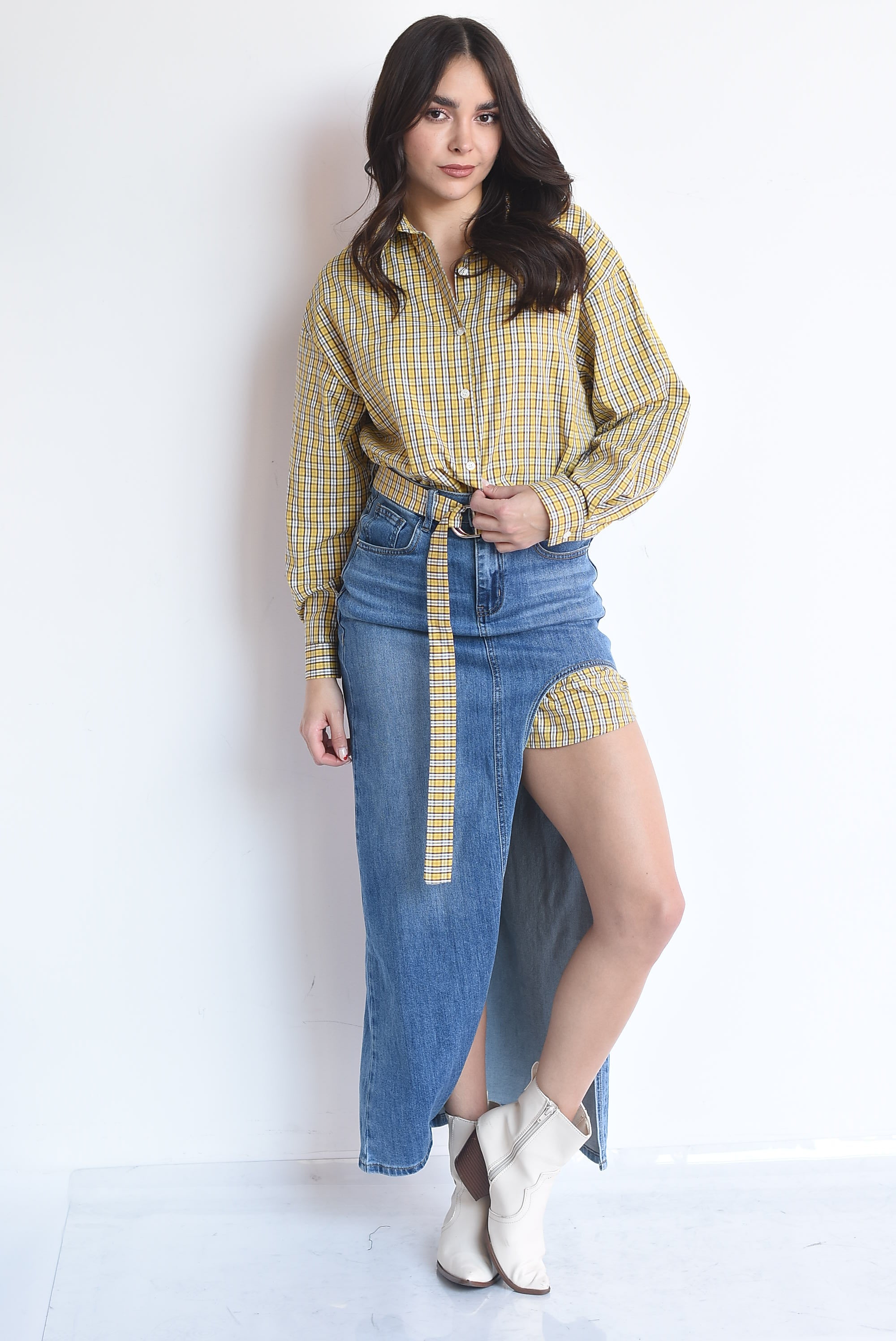 Set Falda abertura denim y Camisa cuadros amarilla