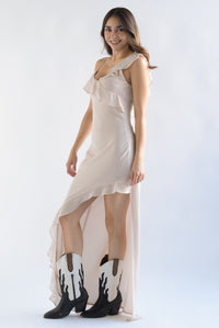 Fashion Styled Vestido largo asimétrico tirante olanes Ivory