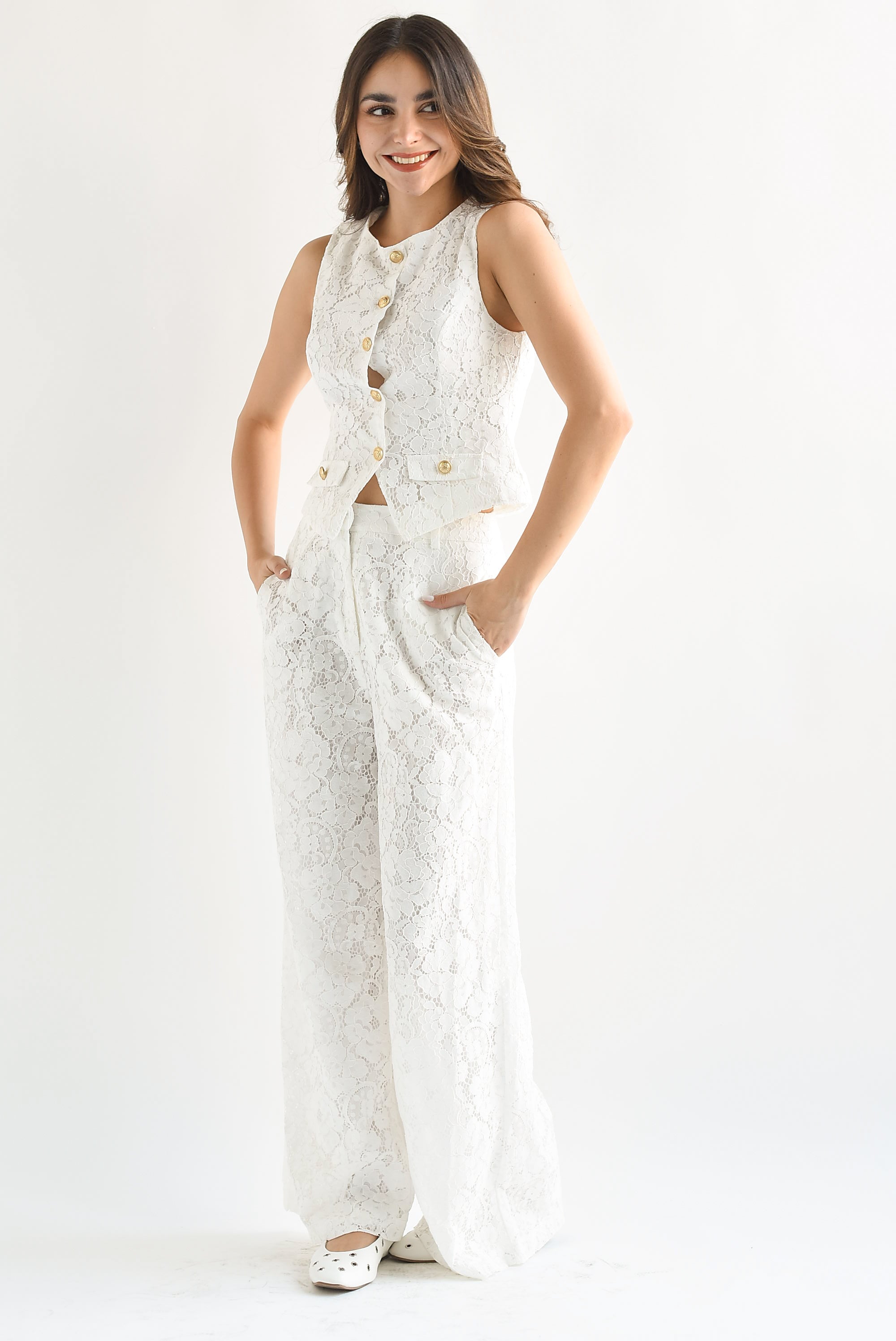 Set Pantalón wide y Chaleco Encaje Blanco