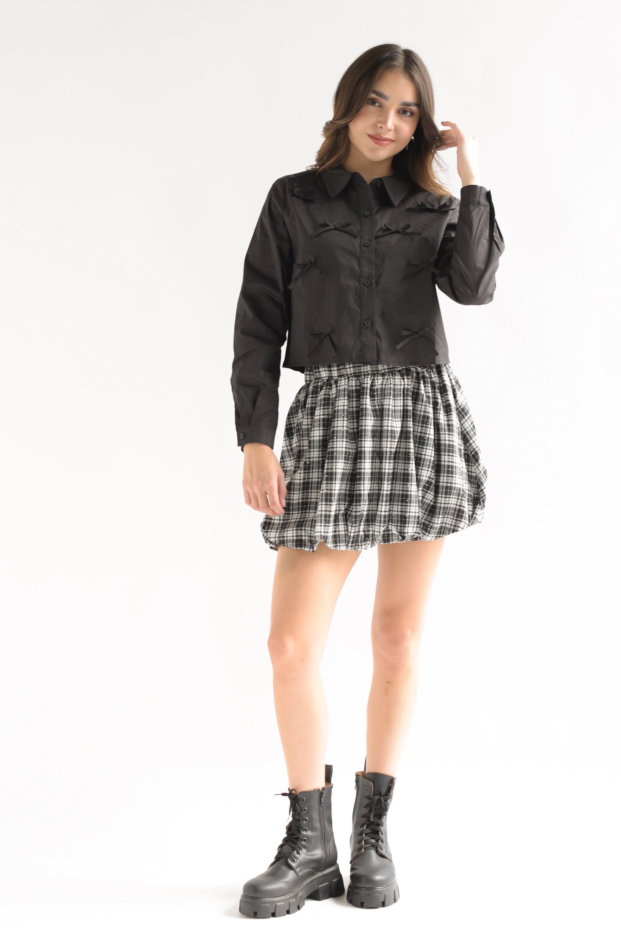 Camisa crop lazos Negra
