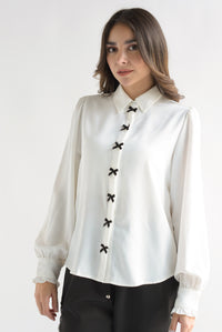 Fashion Styled Camisa gasa lazos negros Blanco