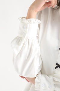 Fashion Styled Camisa gasa lazos negros Blanco