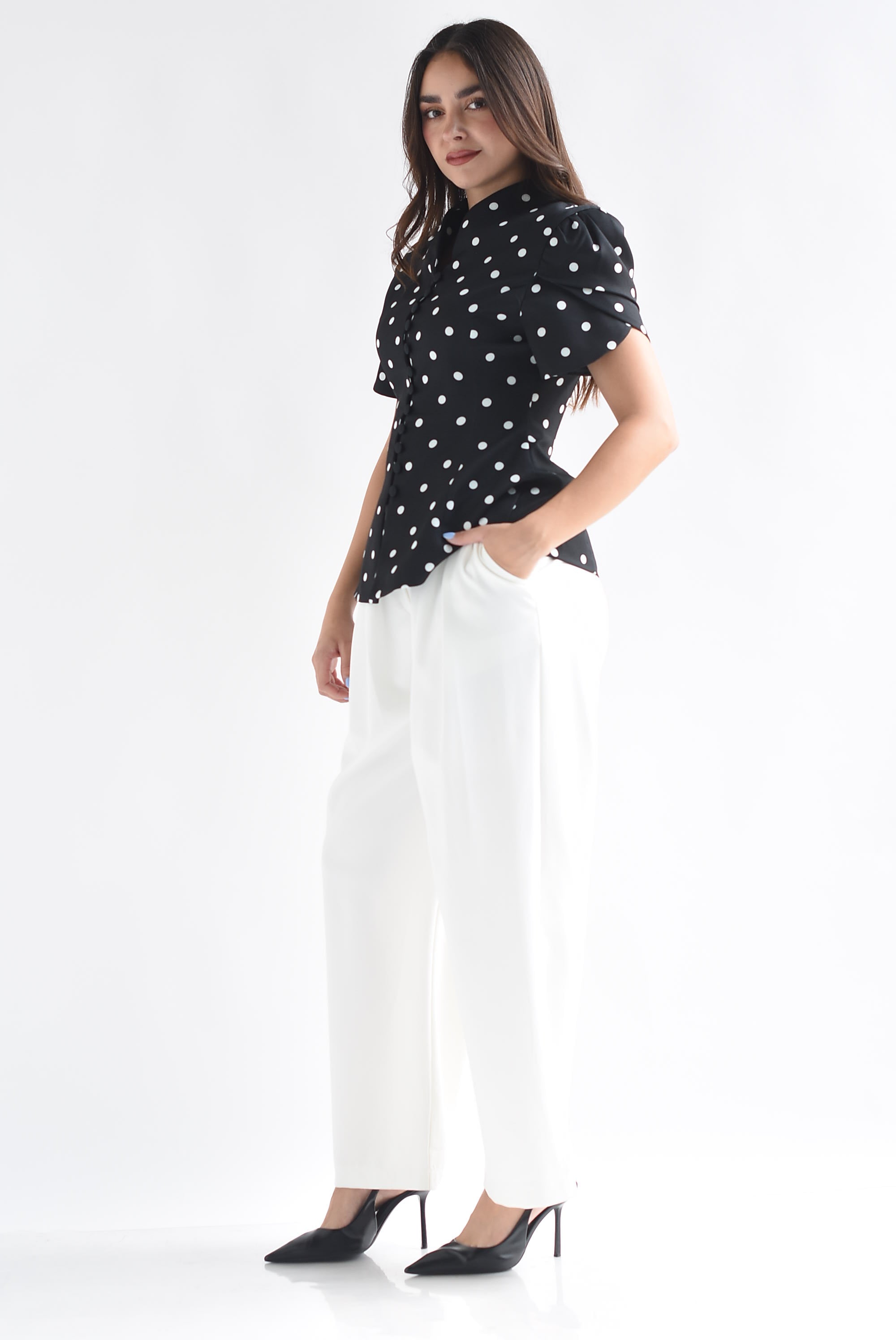 Set Pantalón liso y Blusa peplum polka dots