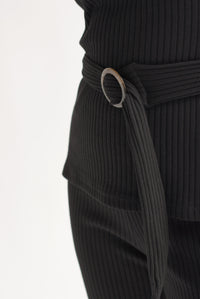 Fashion Styled Set Pantalón y Blusón cinturón punto canalé Negro