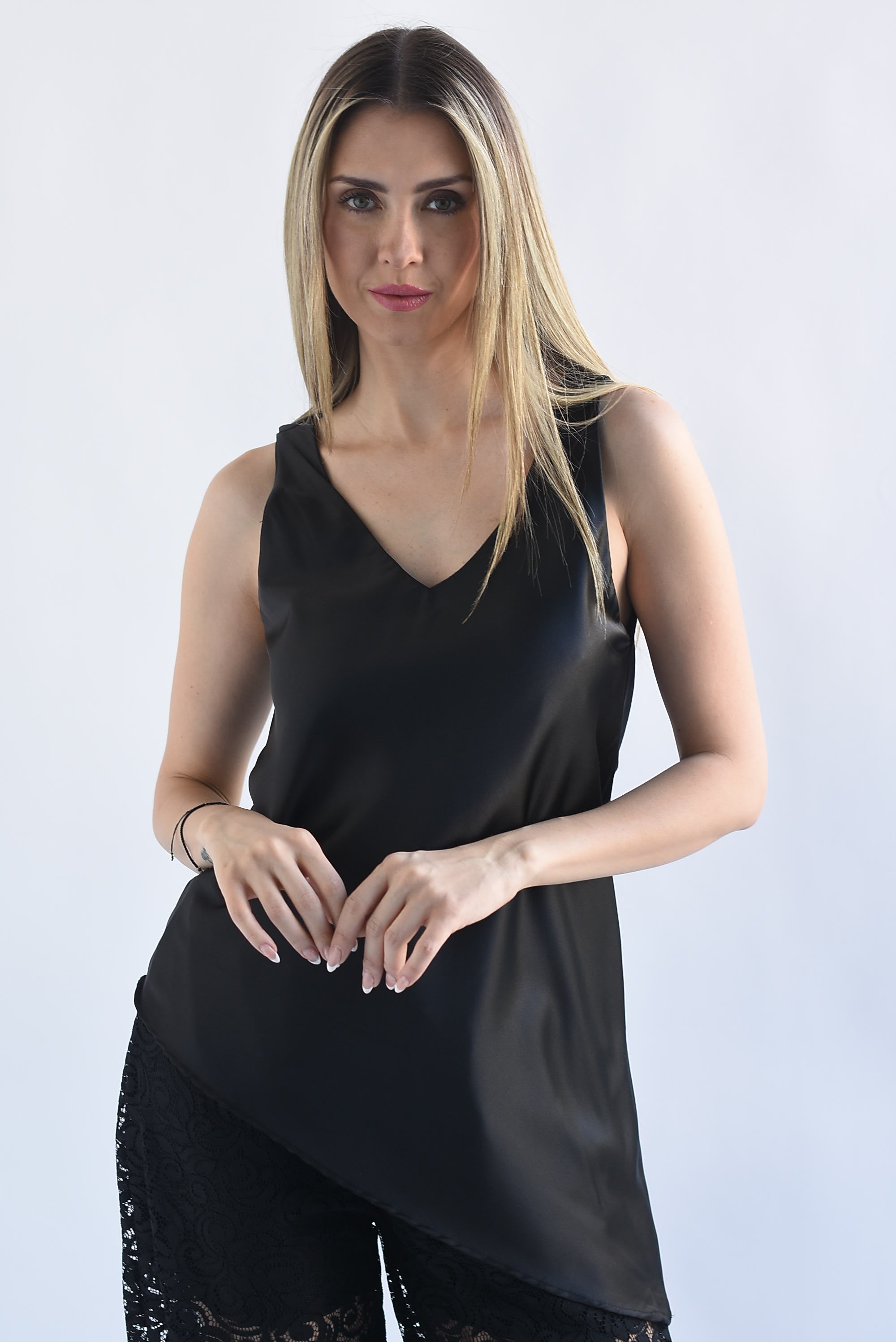 Blusa lencera asimétrica