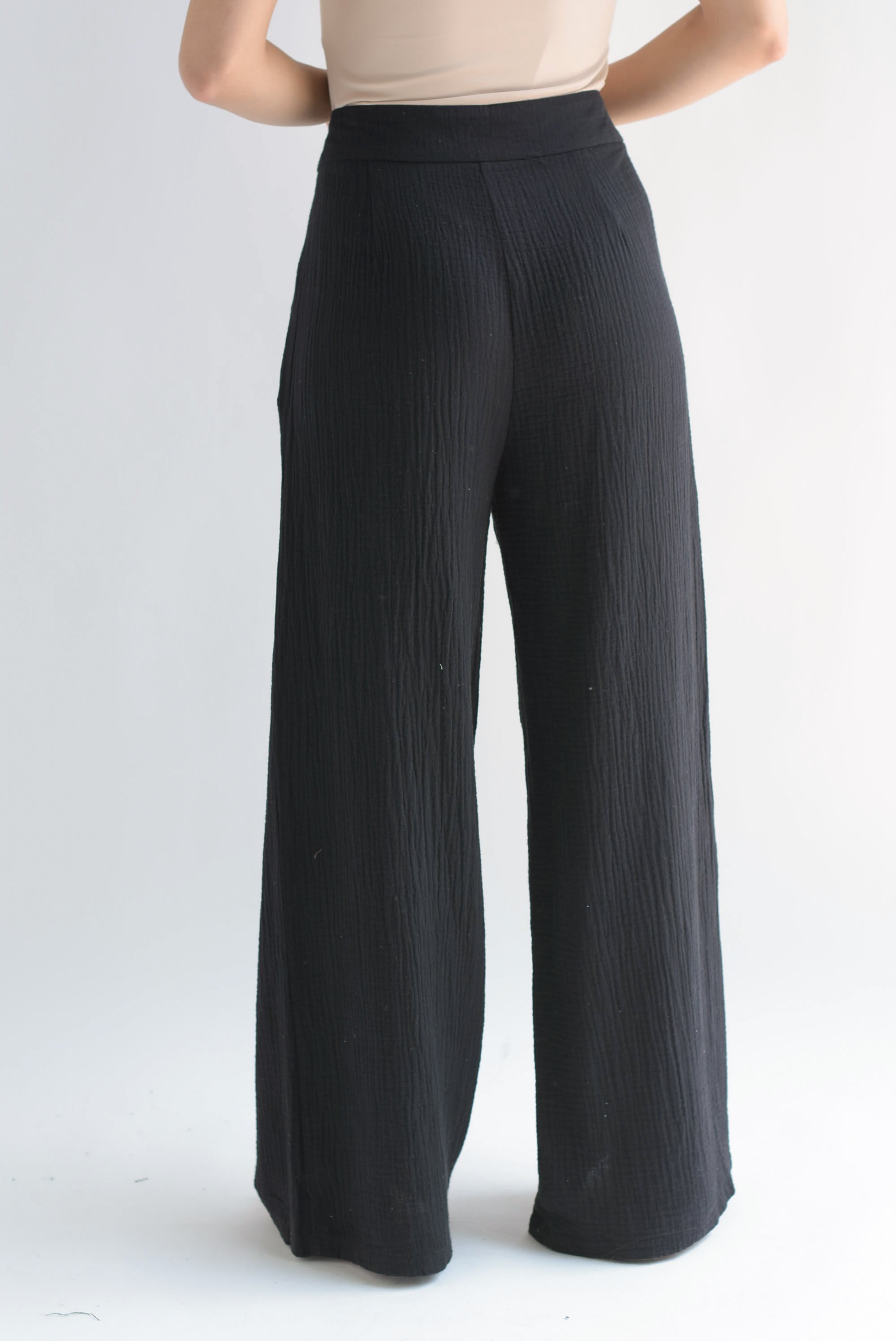 Pantalón wide tipo lino Negro