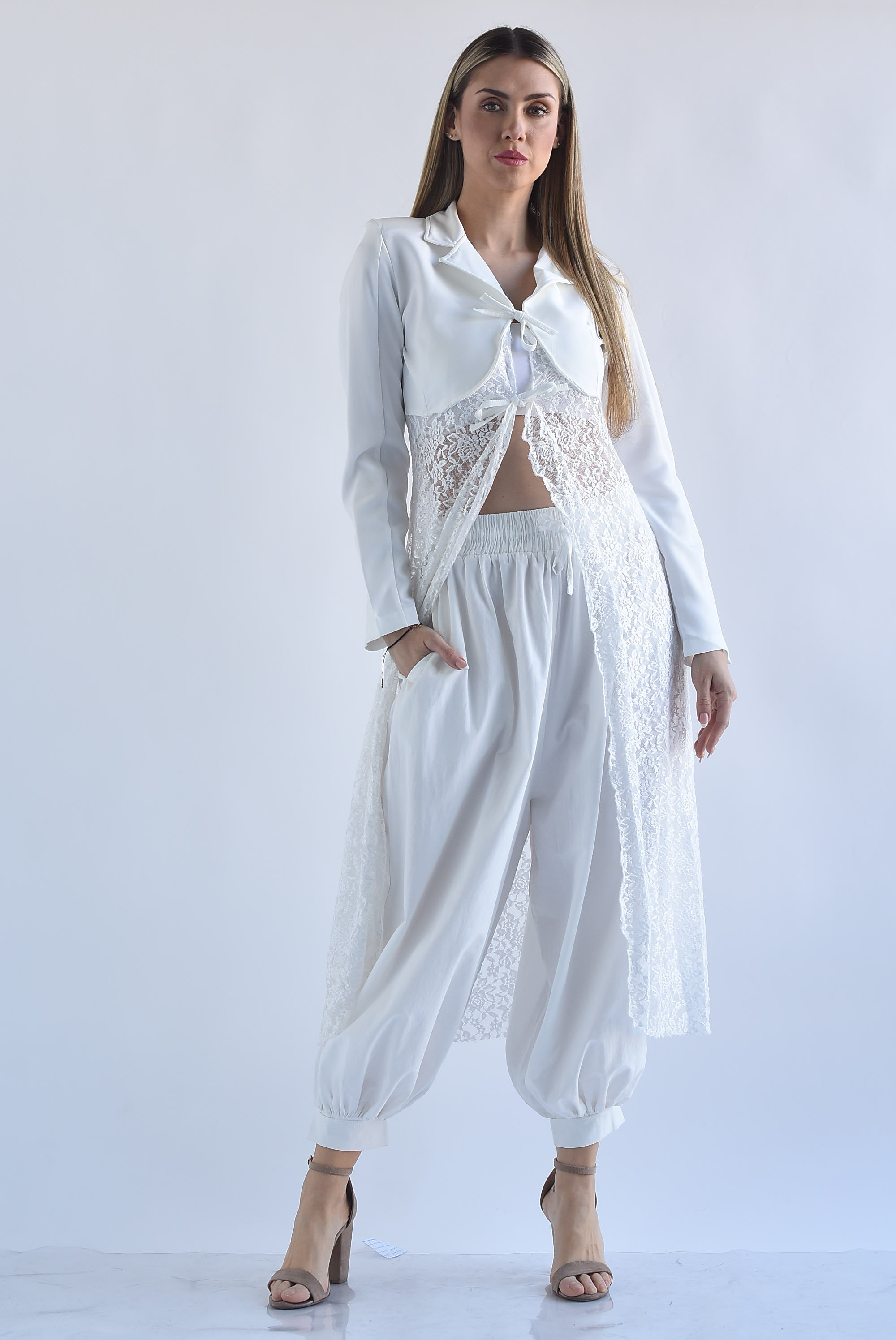 Blazer extra largo con encaje