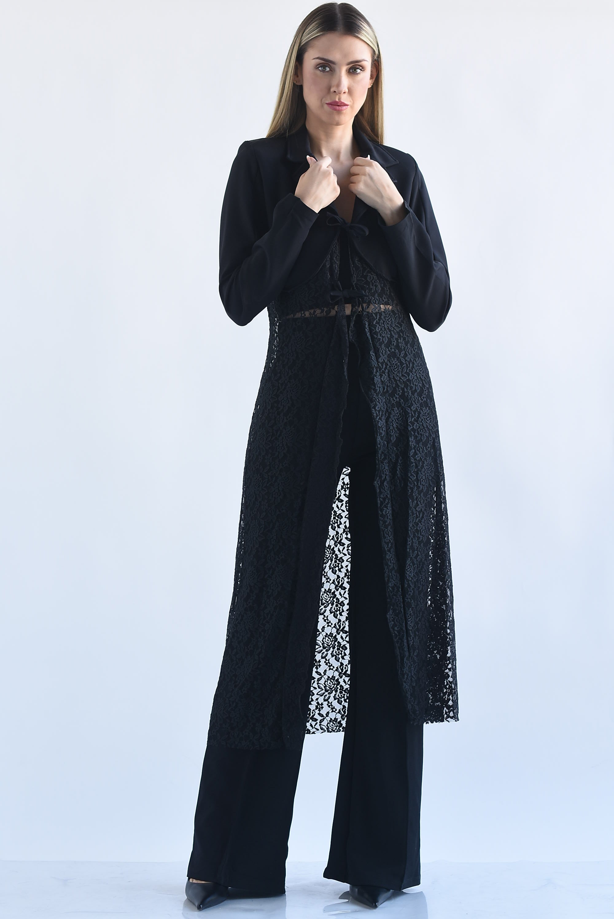 Blazer extra largo con encaje