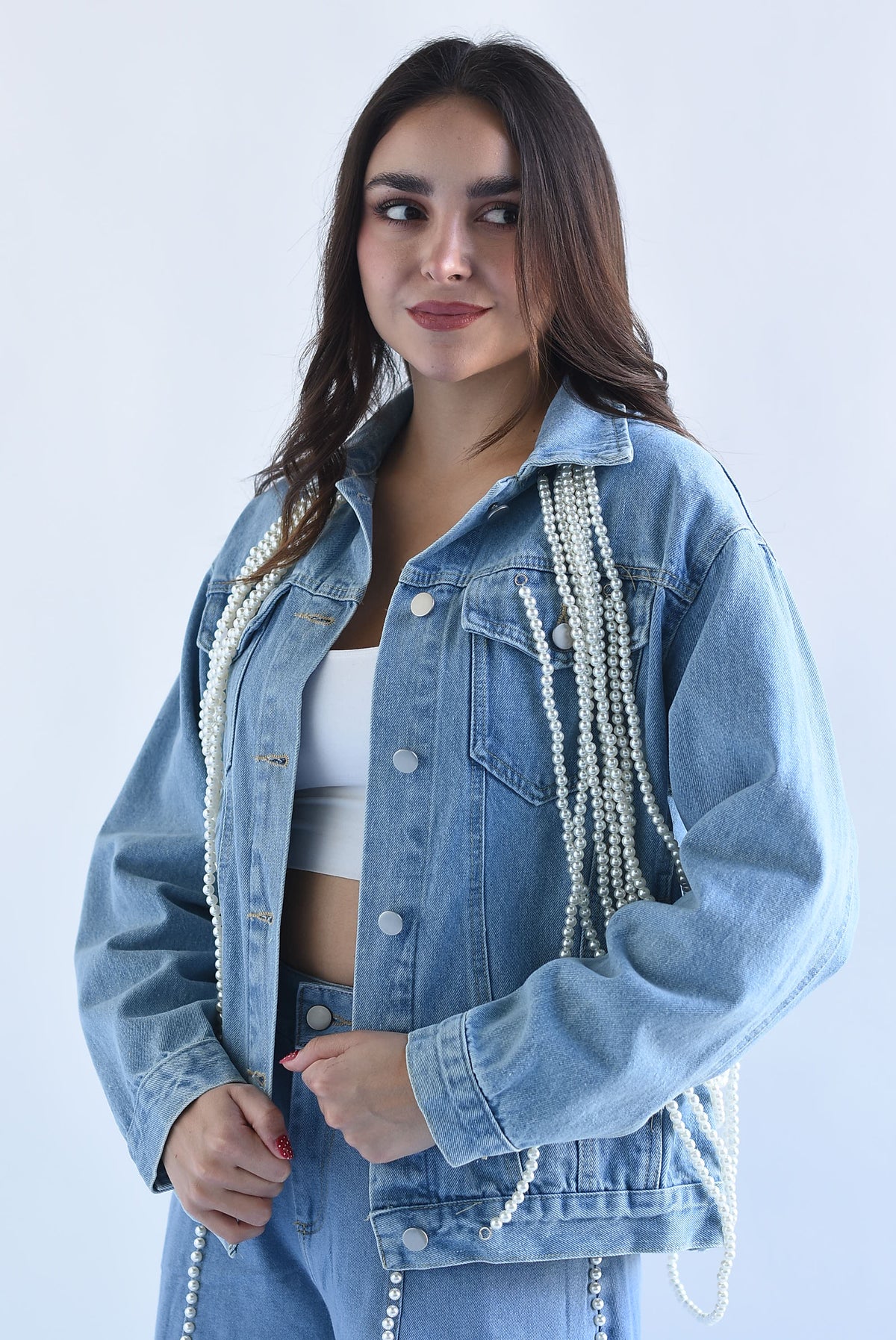 Chamarra Denim flecos perlas