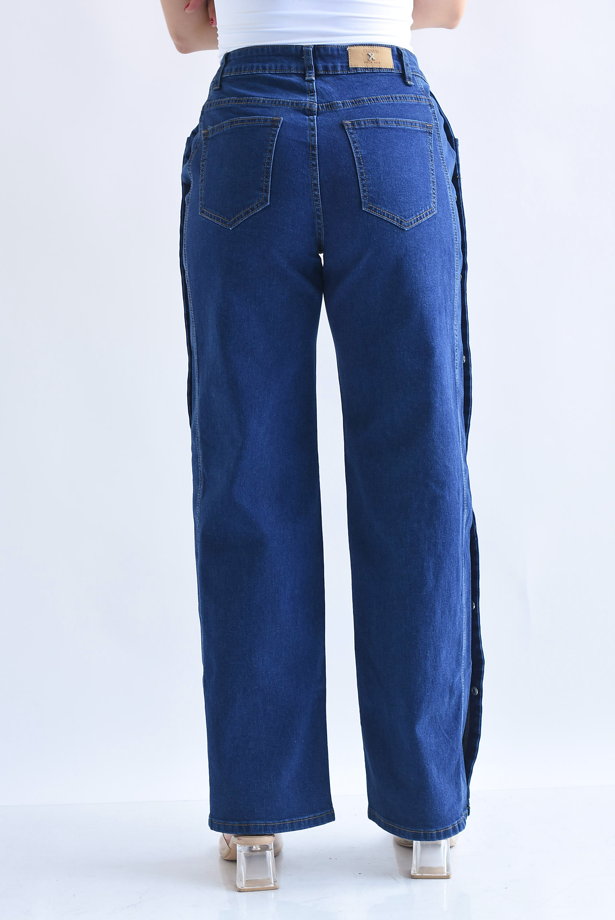 Jeans brillos broches lateral