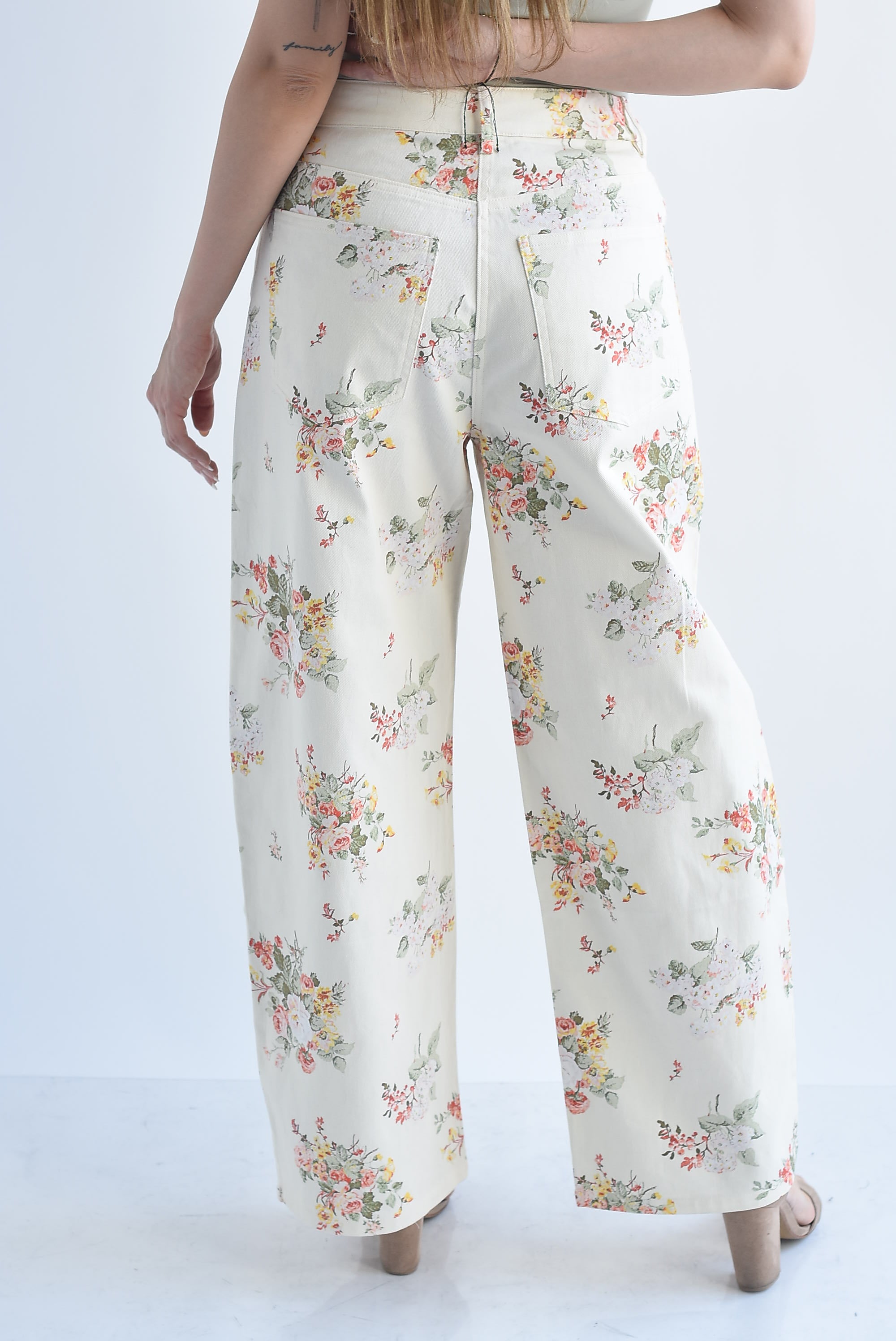 Jeans barrel flores
