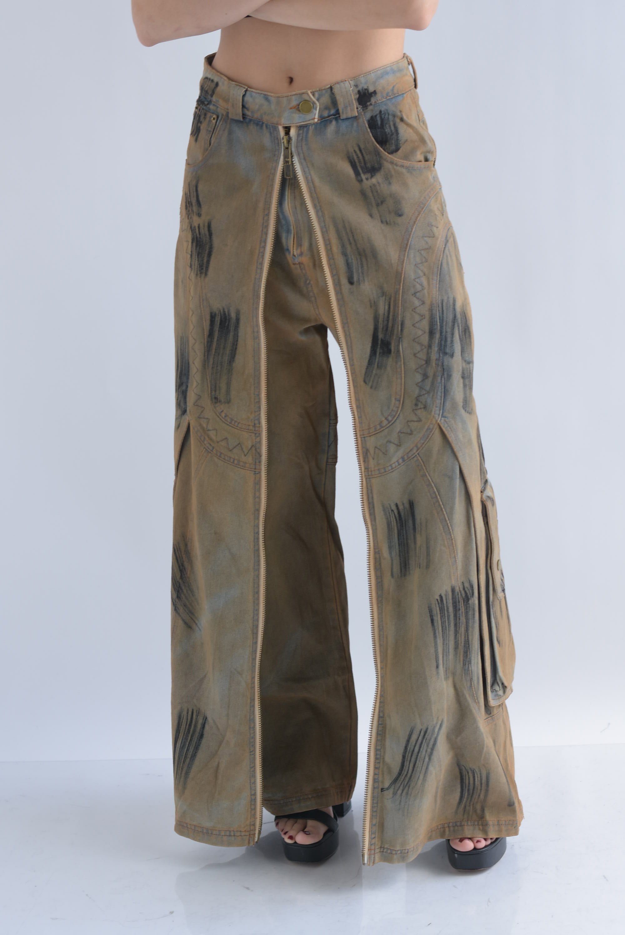 Jeans con faldón dirty look