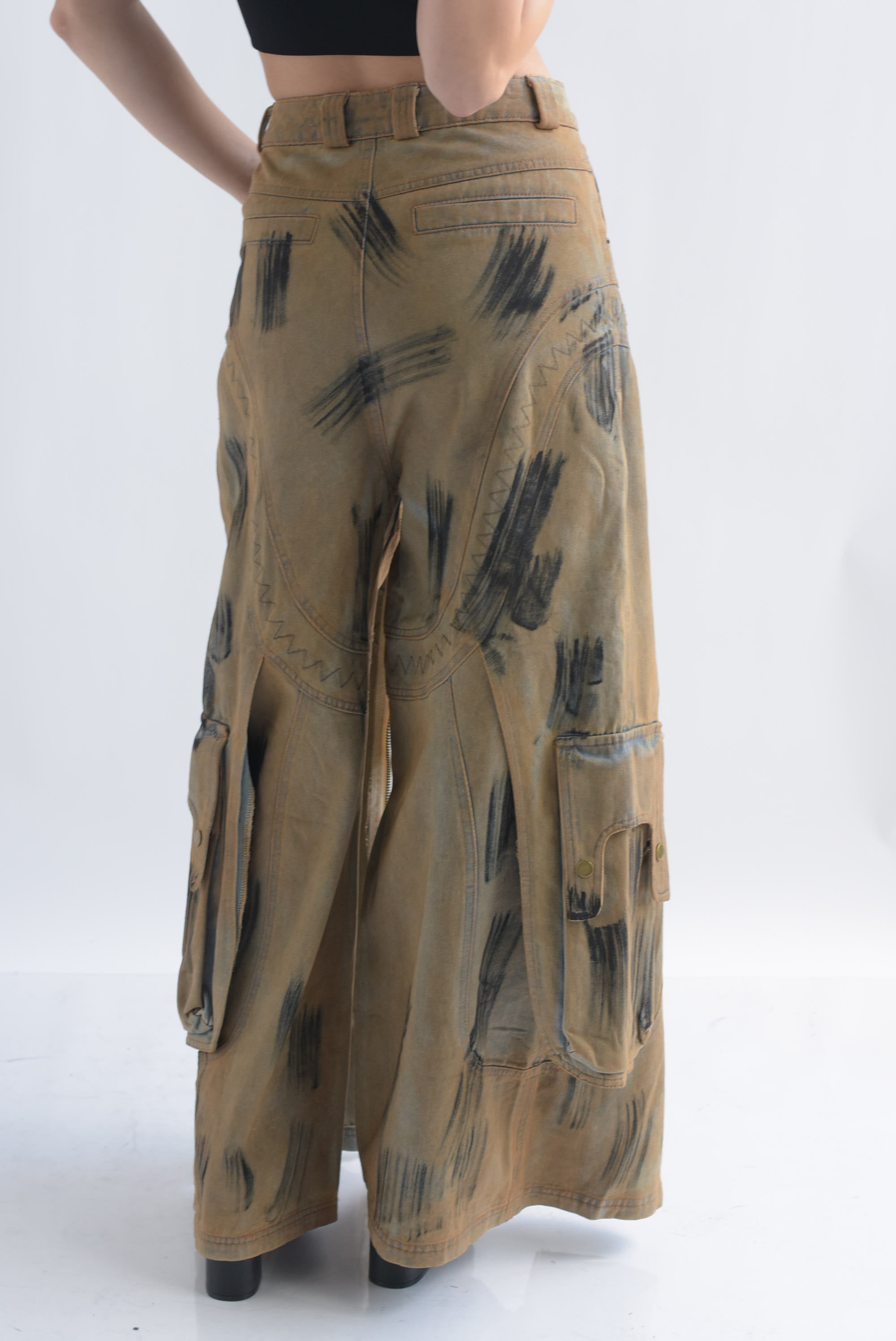 Jeans con faldón dirty look