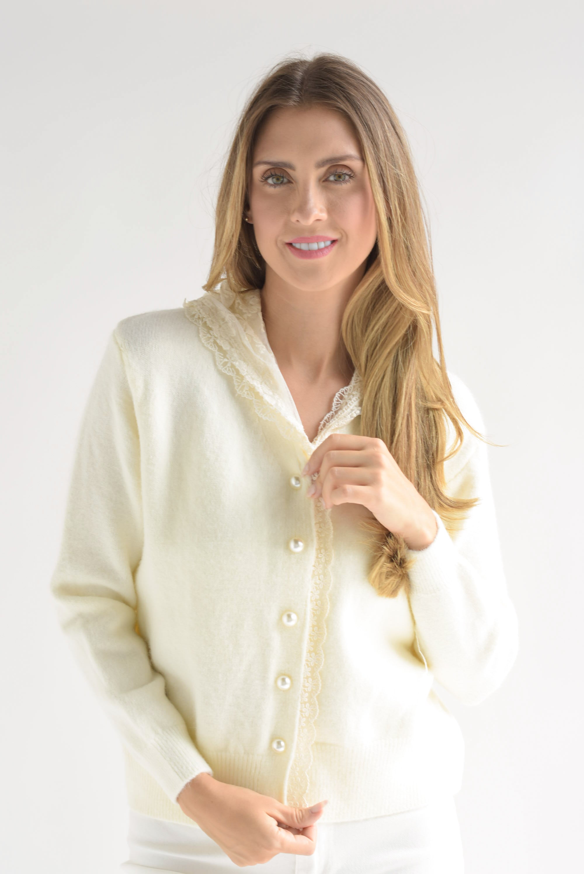 Sweater con hoodie encaje Ivory