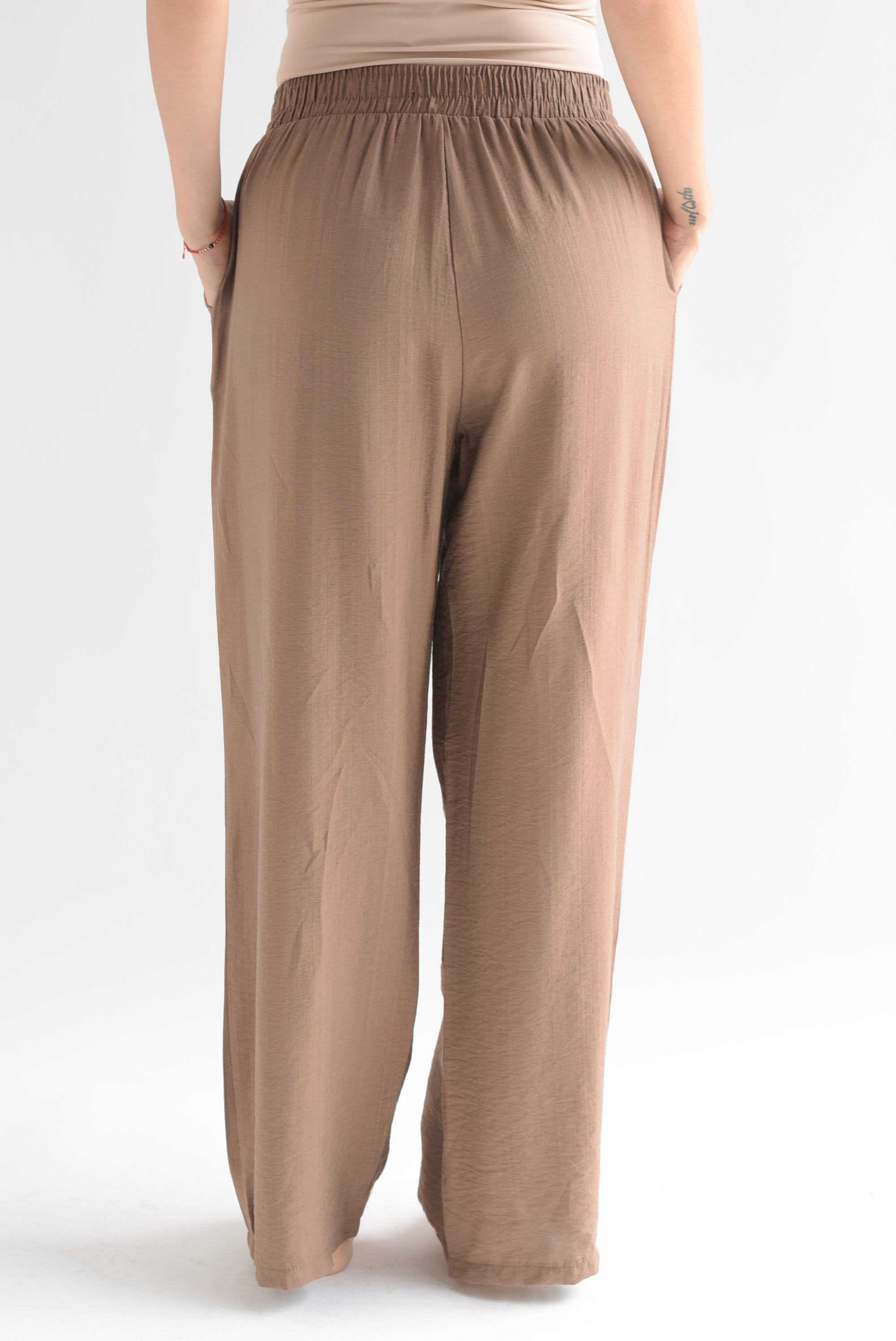 Pantalón apariencia arrugada Expresso