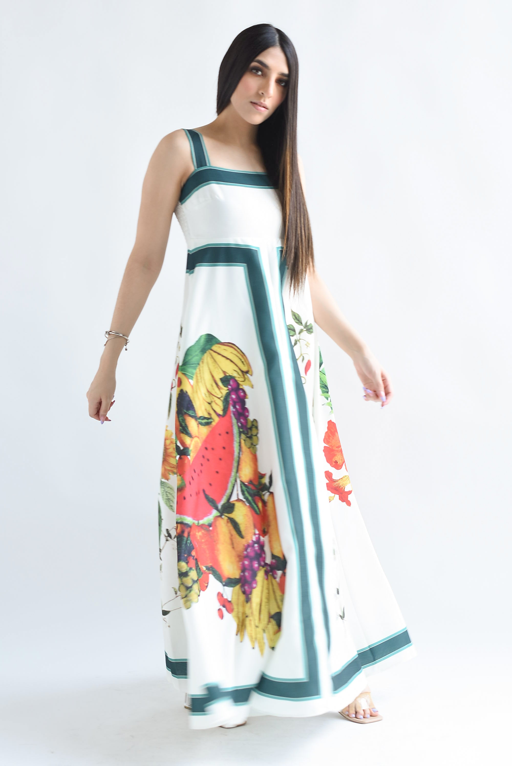 Vestido estampado Frutas y Flores