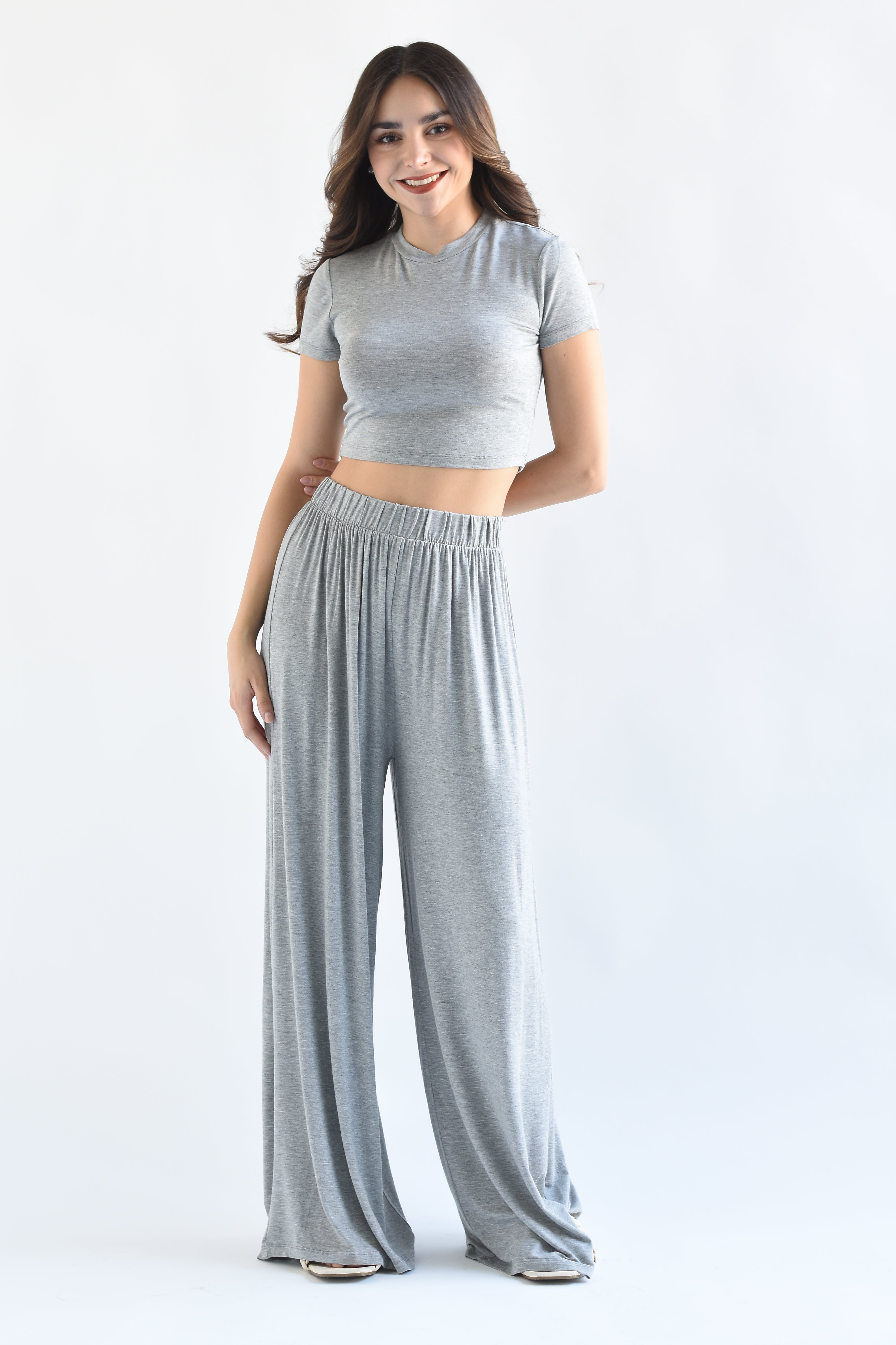Set Pantalón wide y T-Shirt algodón Gris
