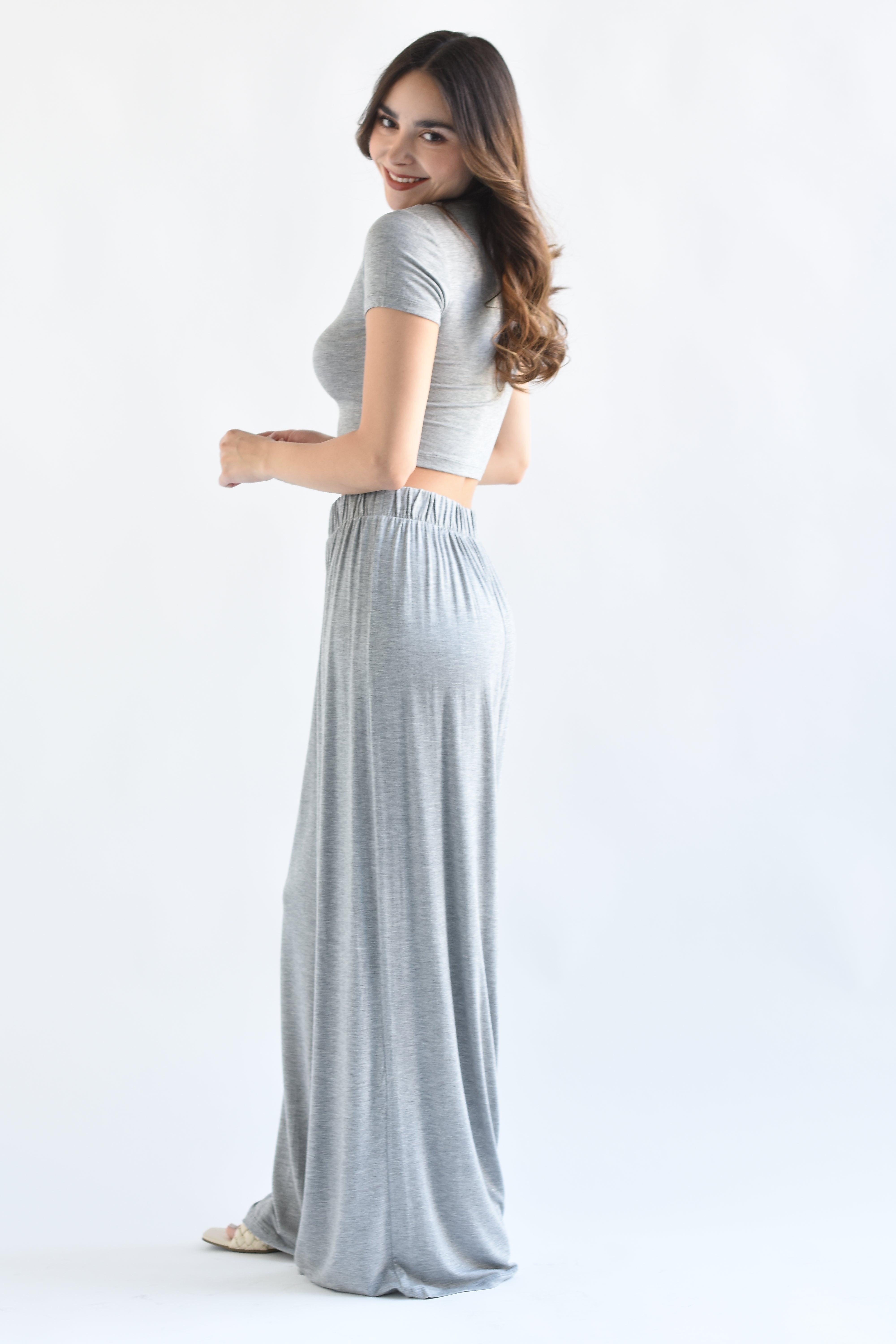 Set Pantalón wide y T-Shirt algodón Gris