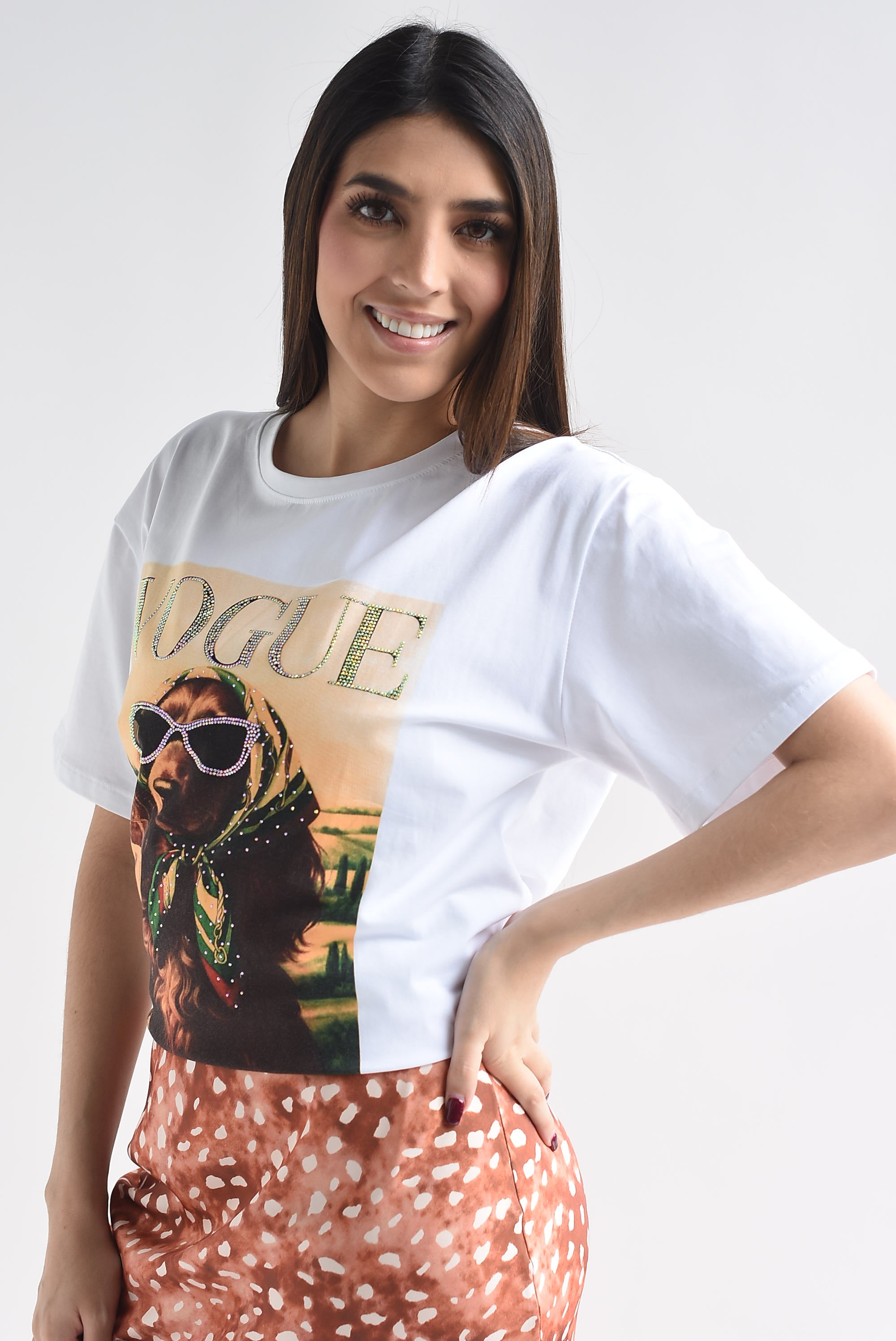 T-Shirt VOGUE perro lentes brillos