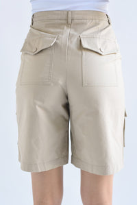 Fashion Styled Bermuda cargo Kaki