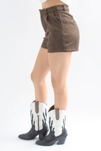 Fashion Styled Short suede pinzas Espresso