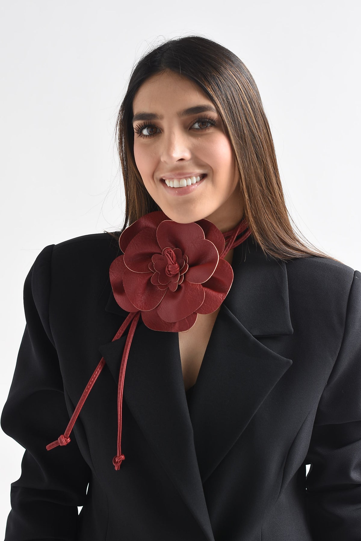 Cinturón y choker vinipiel Flor
