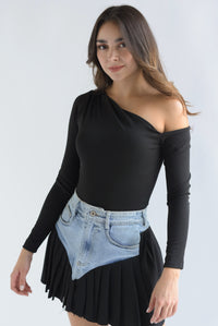 Fashion Styled Body cuello asimétrico canalé Negro