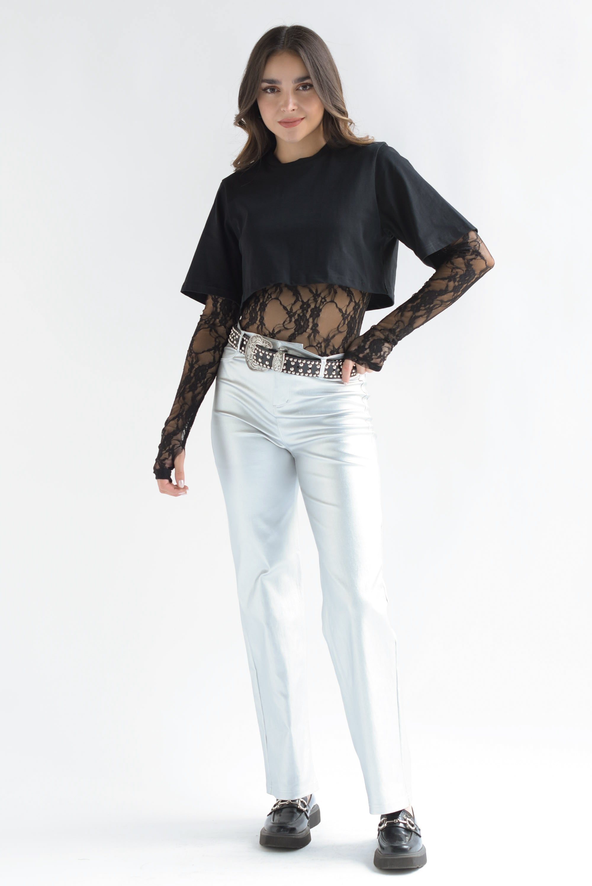 Set Body encaje y T-Shirt crop Negro