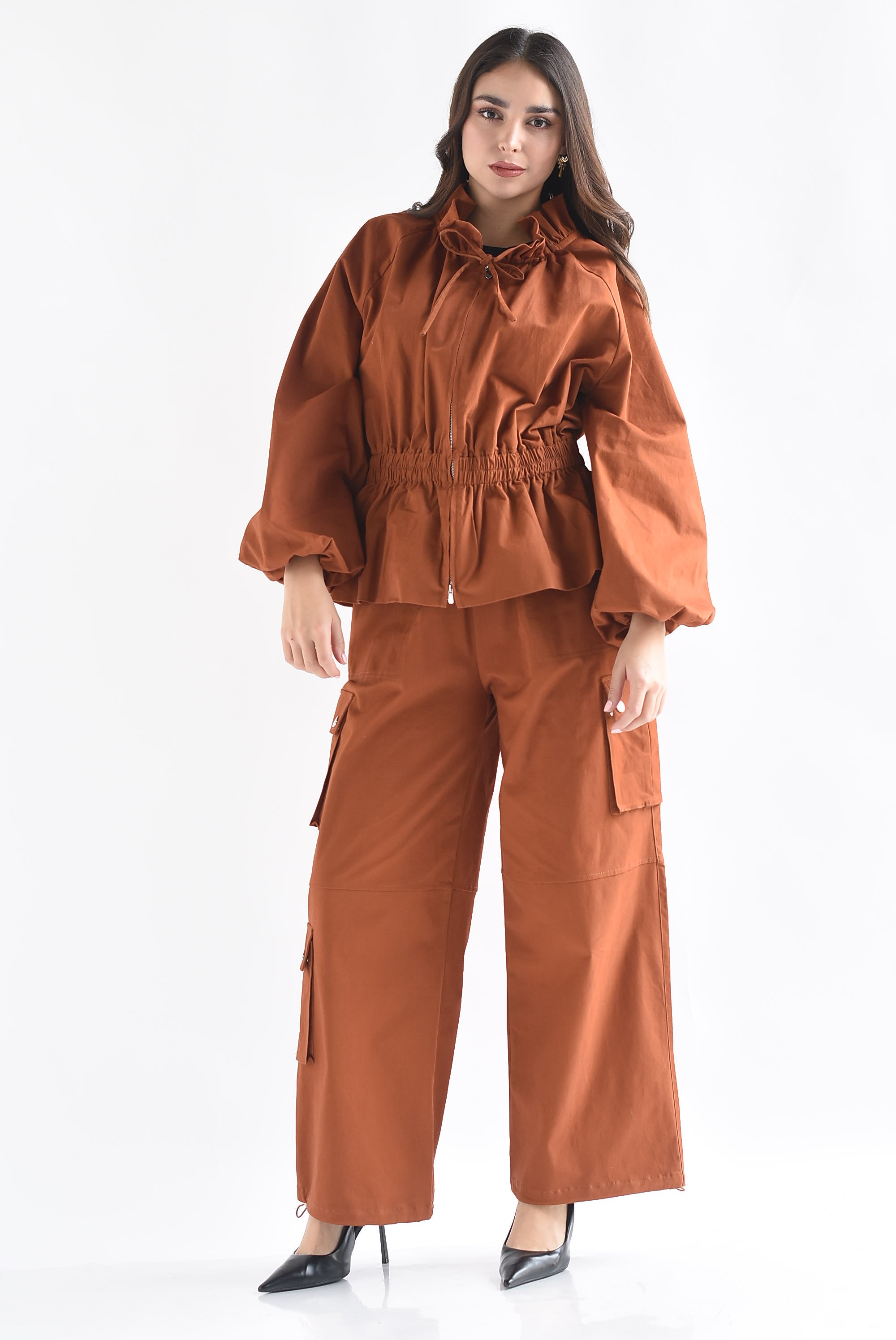 Set Pantalón cargo y Chamarra peplum